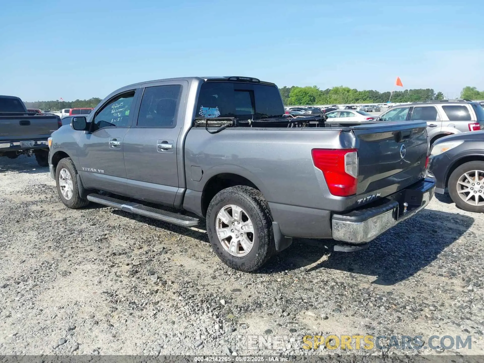 3 Photograph of a damaged car 1N6AA1EK9KN505961 NISSAN TITAN 2019