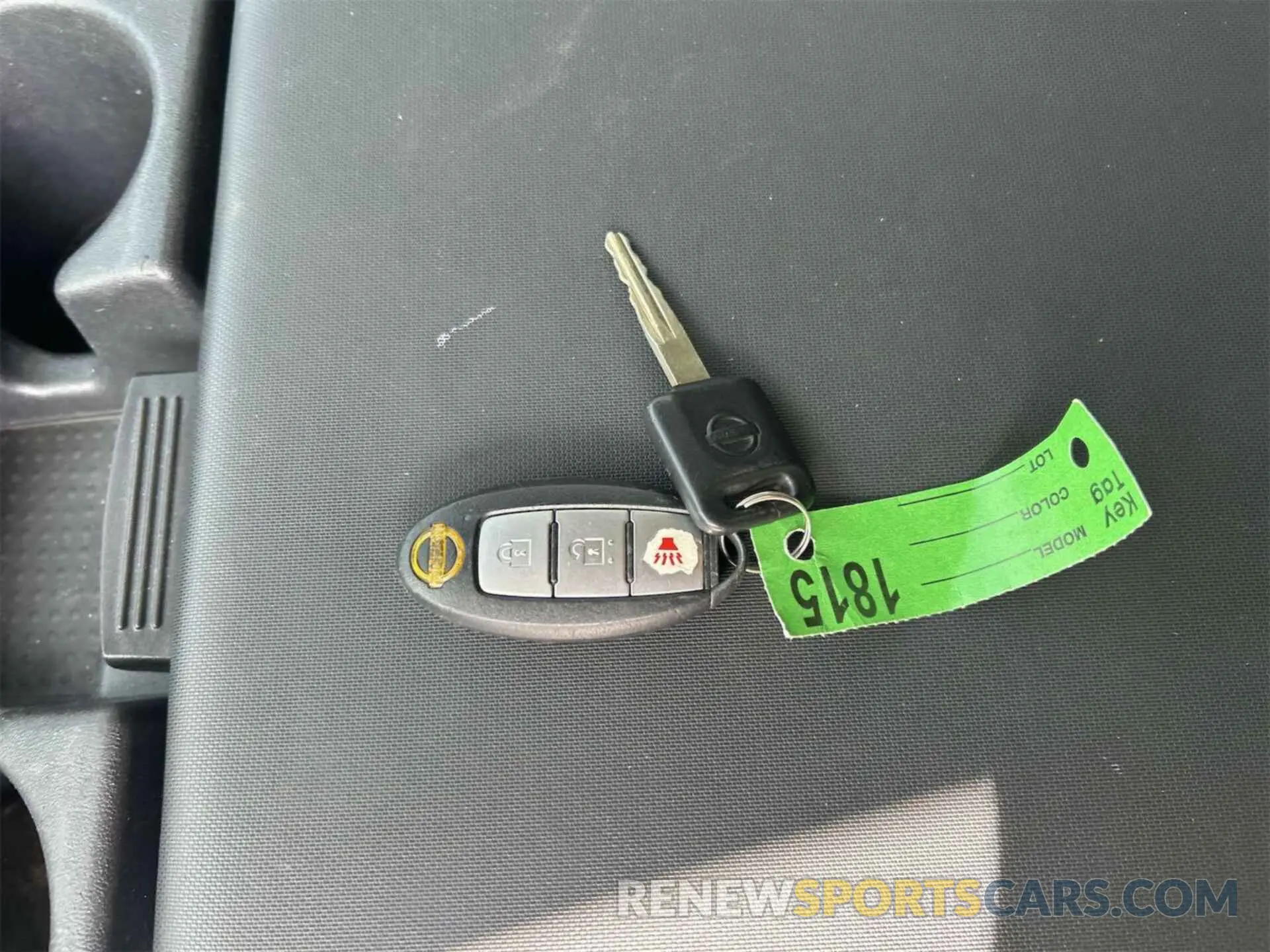 17 Photograph of a damaged car 1N6AA1R86KN523901 NISSAN TITAN 2019
