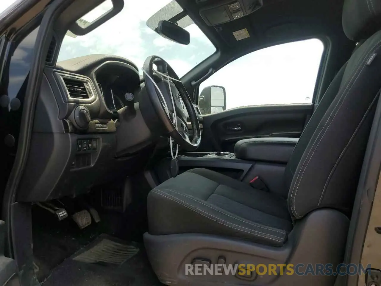 7 Photograph of a damaged car 1N6BA1F47KN515957 NISSAN TITAN 2019