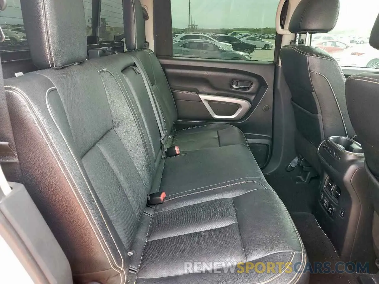 11 Photograph of a damaged car 1N6BA1F4XKN524460 NISSAN TITAN 2019