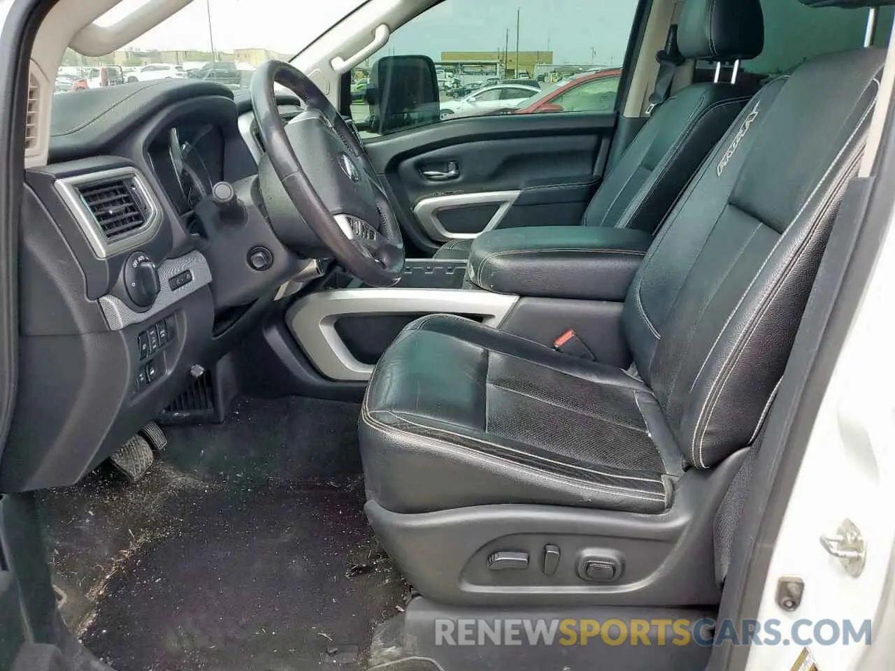 7 Photograph of a damaged car 1N6BA1F4XKN524460 NISSAN TITAN 2019