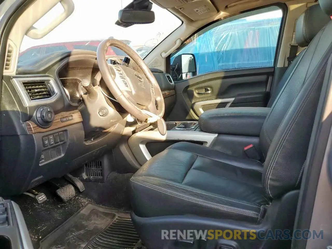 7 Photograph of a damaged car 1N6AA1ED5LN501764 NISSAN TITAN 2020