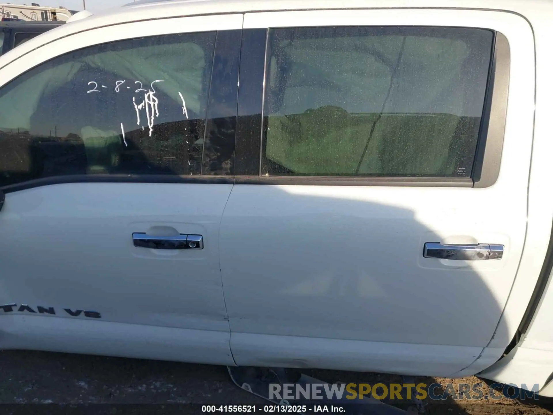 13 Photograph of a damaged car 1N6AA1ED5LN510562 NISSAN TITAN 2020