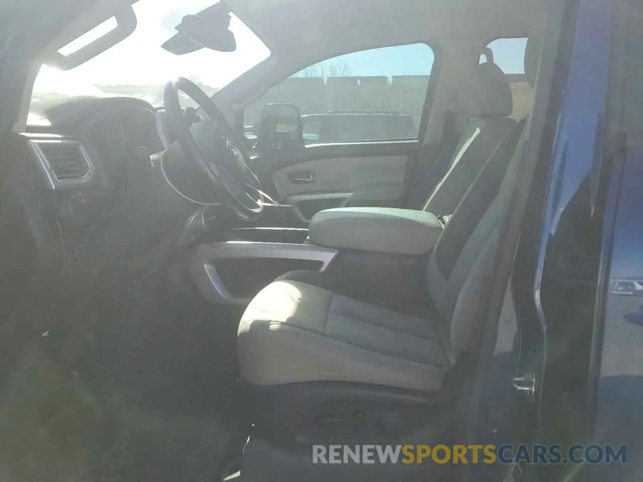 7 Photograph of a damaged car 1N6AA1EDXLN502795 NISSAN TITAN 2020