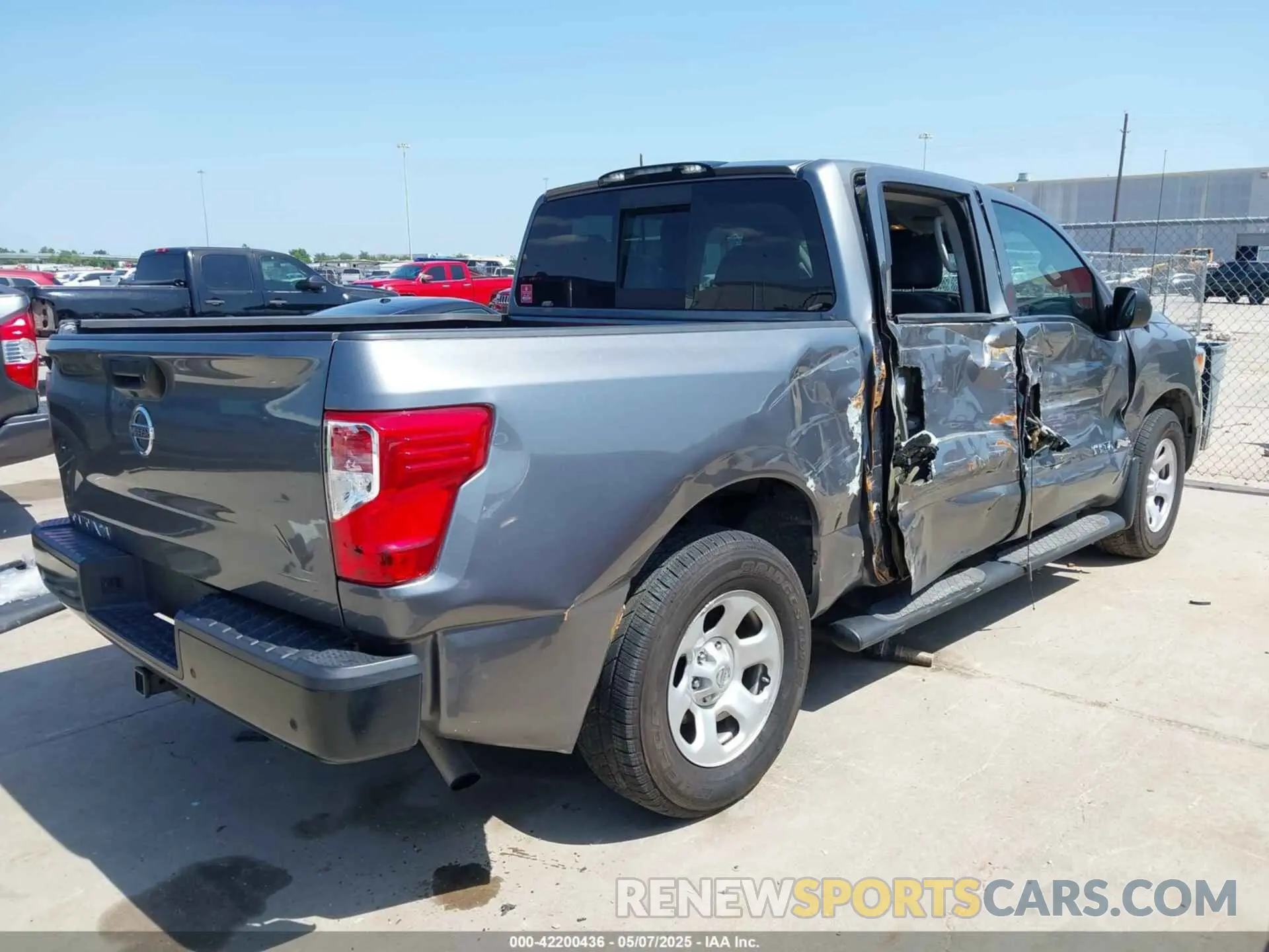 4 Photograph of a damaged car 1N6AA1EE7LN504559 NISSAN TITAN 2020