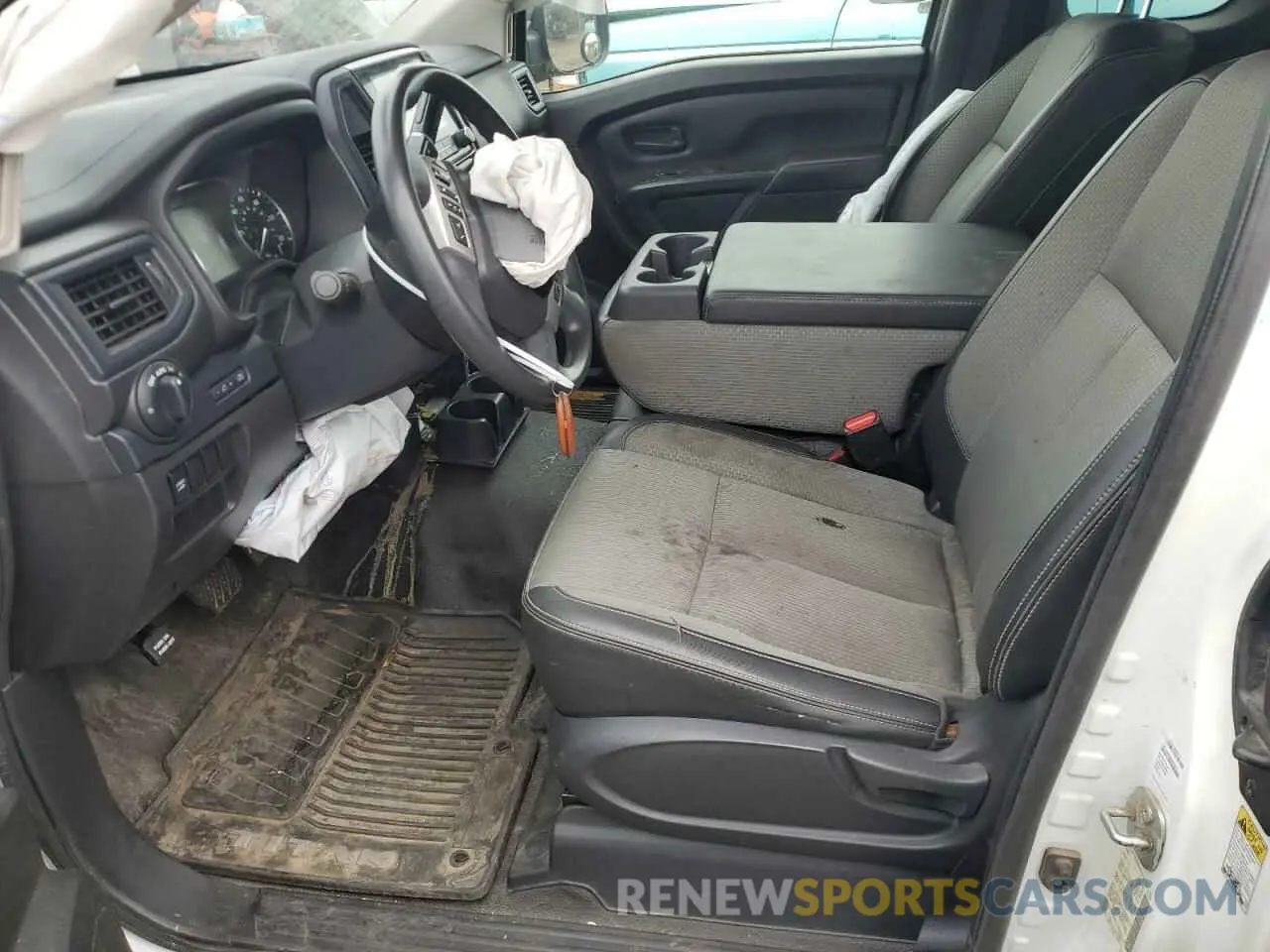 7 Photograph of a damaged car 1N6AA1CC8MN509952 NISSAN TITAN 2021