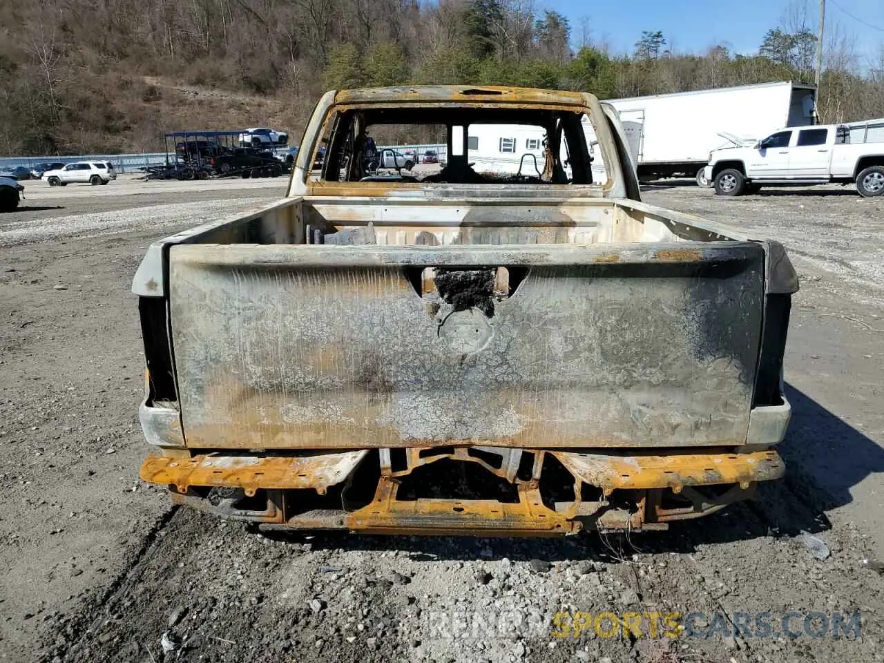 6 Photograph of a damaged car 1N6AA1EC7MN529767 NISSAN TITAN 2021