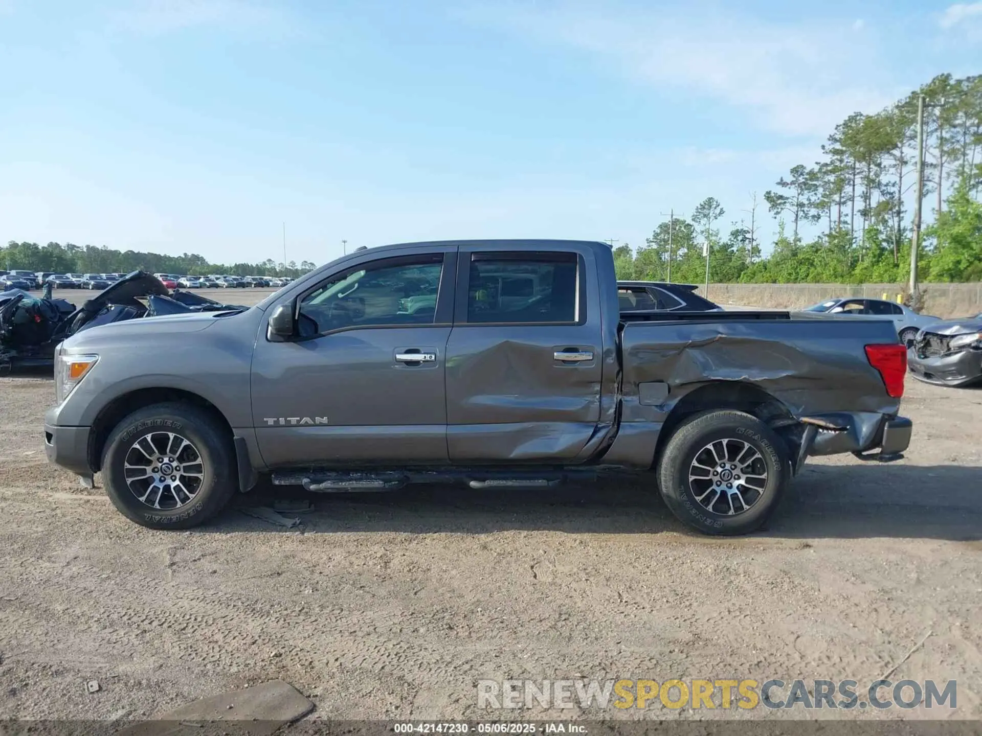 14 Photograph of a damaged car 1N6AA1ED0MN518084 NISSAN TITAN 2021