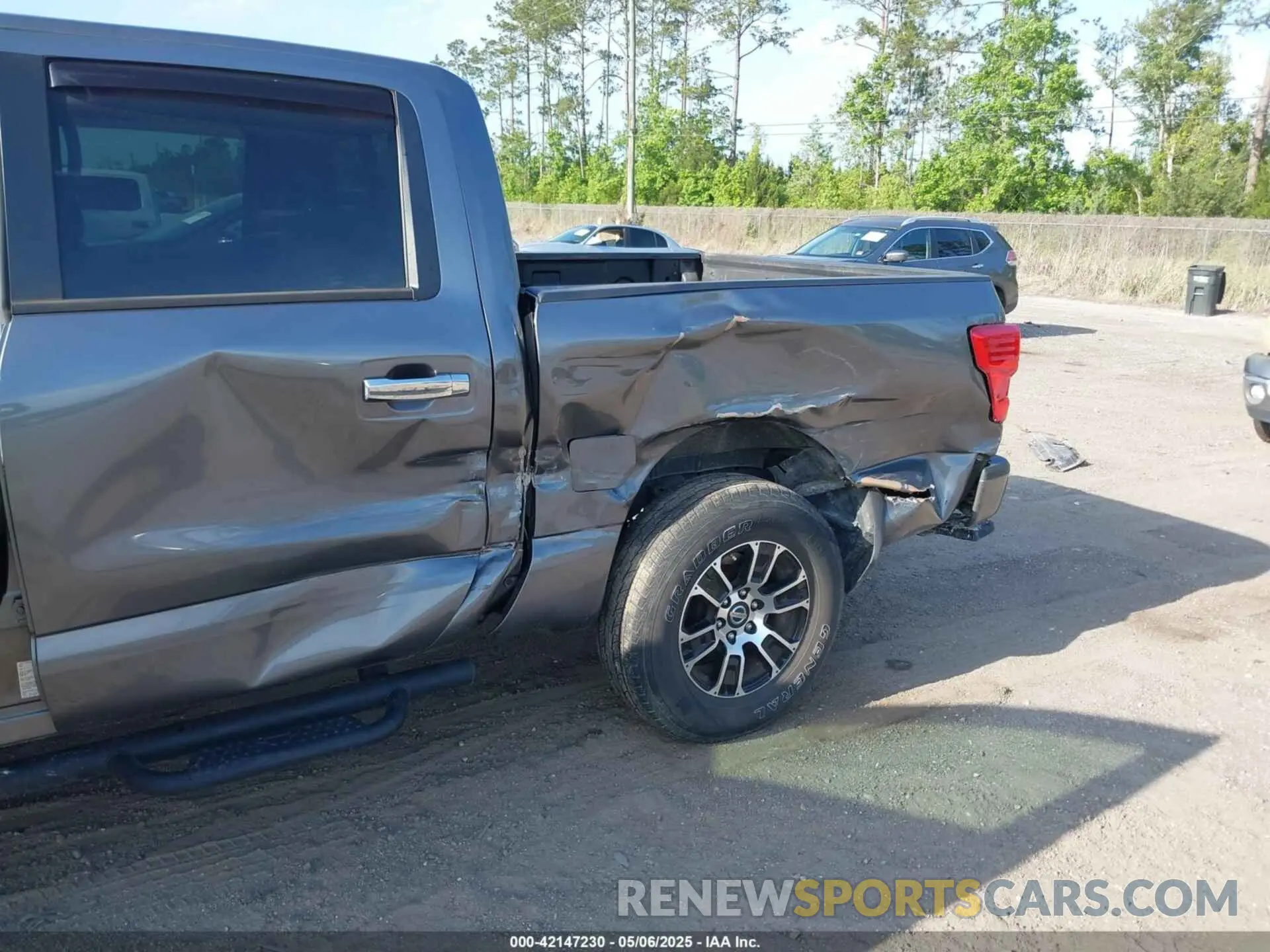 6 Photograph of a damaged car 1N6AA1ED0MN518084 NISSAN TITAN 2021