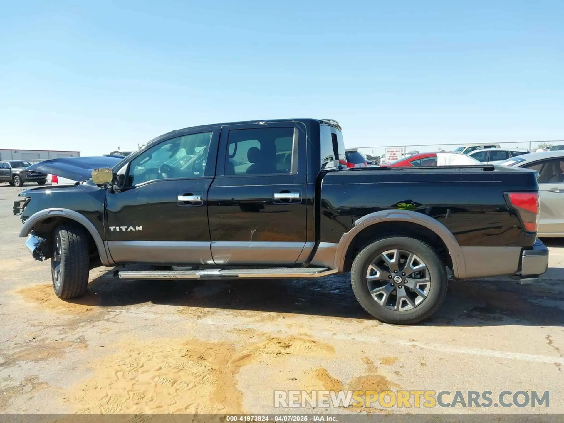 13 Photograph of a damaged car 1N6AA1ED1MN516800 NISSAN TITAN 2021