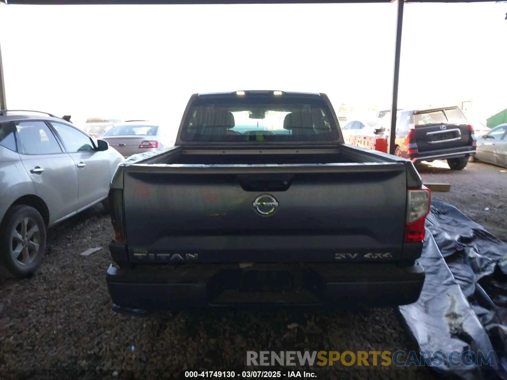 17 Photograph of a damaged car 1N6AA1ED2MN510892 NISSAN TITAN 2021