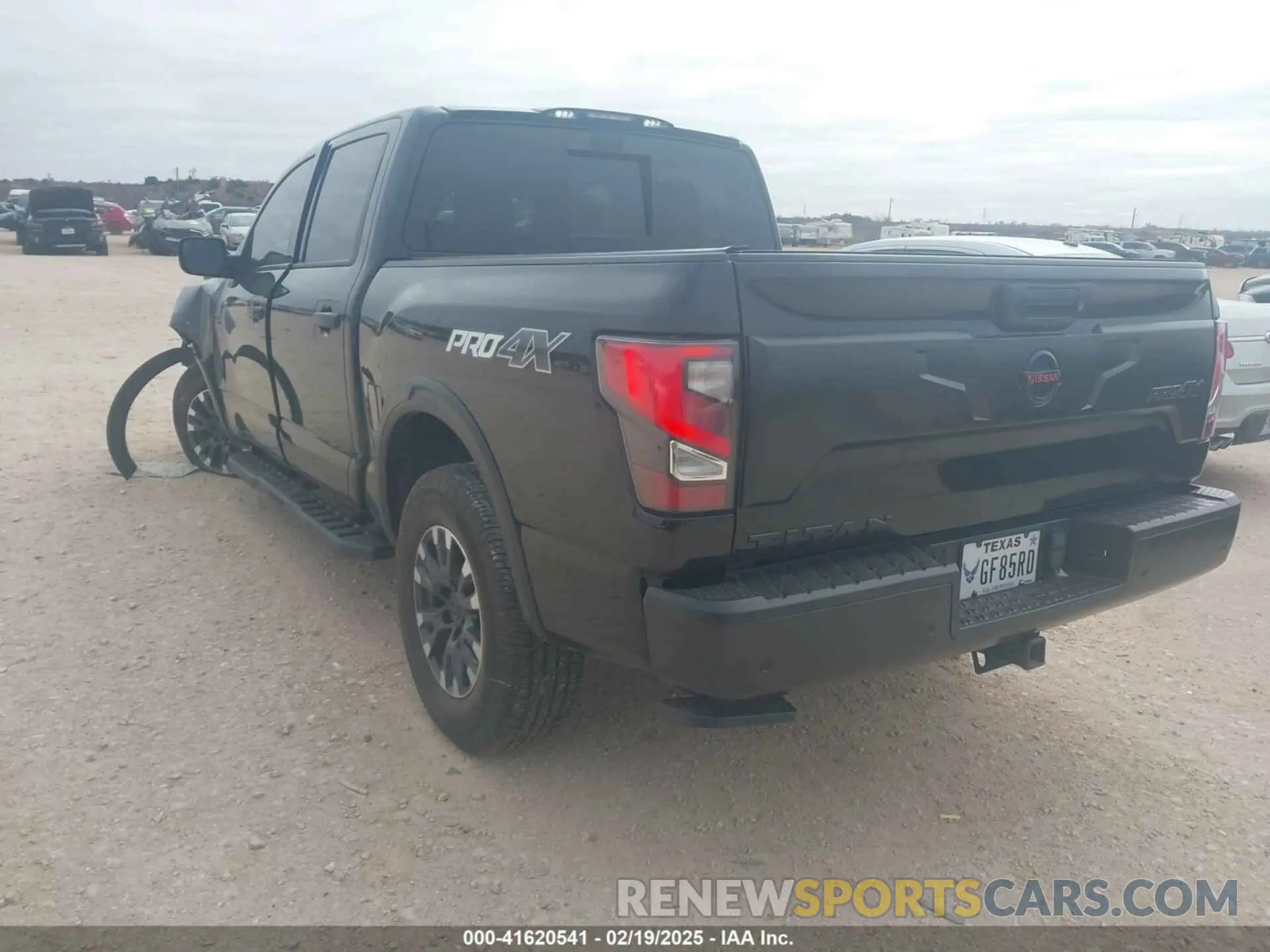 3 Photograph of a damaged car 1N6AA1ED3MN507645 NISSAN TITAN 2021