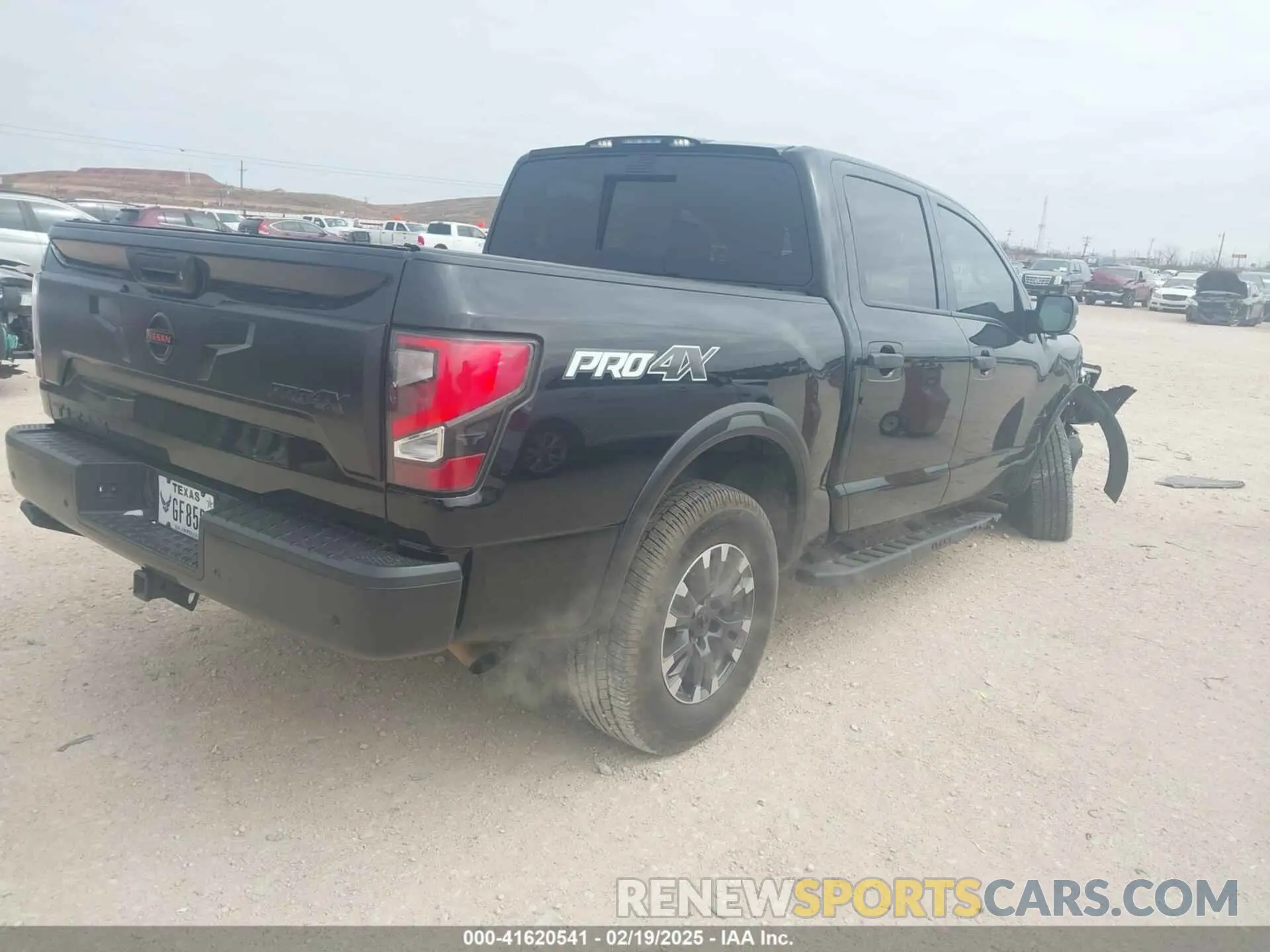 4 Photograph of a damaged car 1N6AA1ED3MN507645 NISSAN TITAN 2021