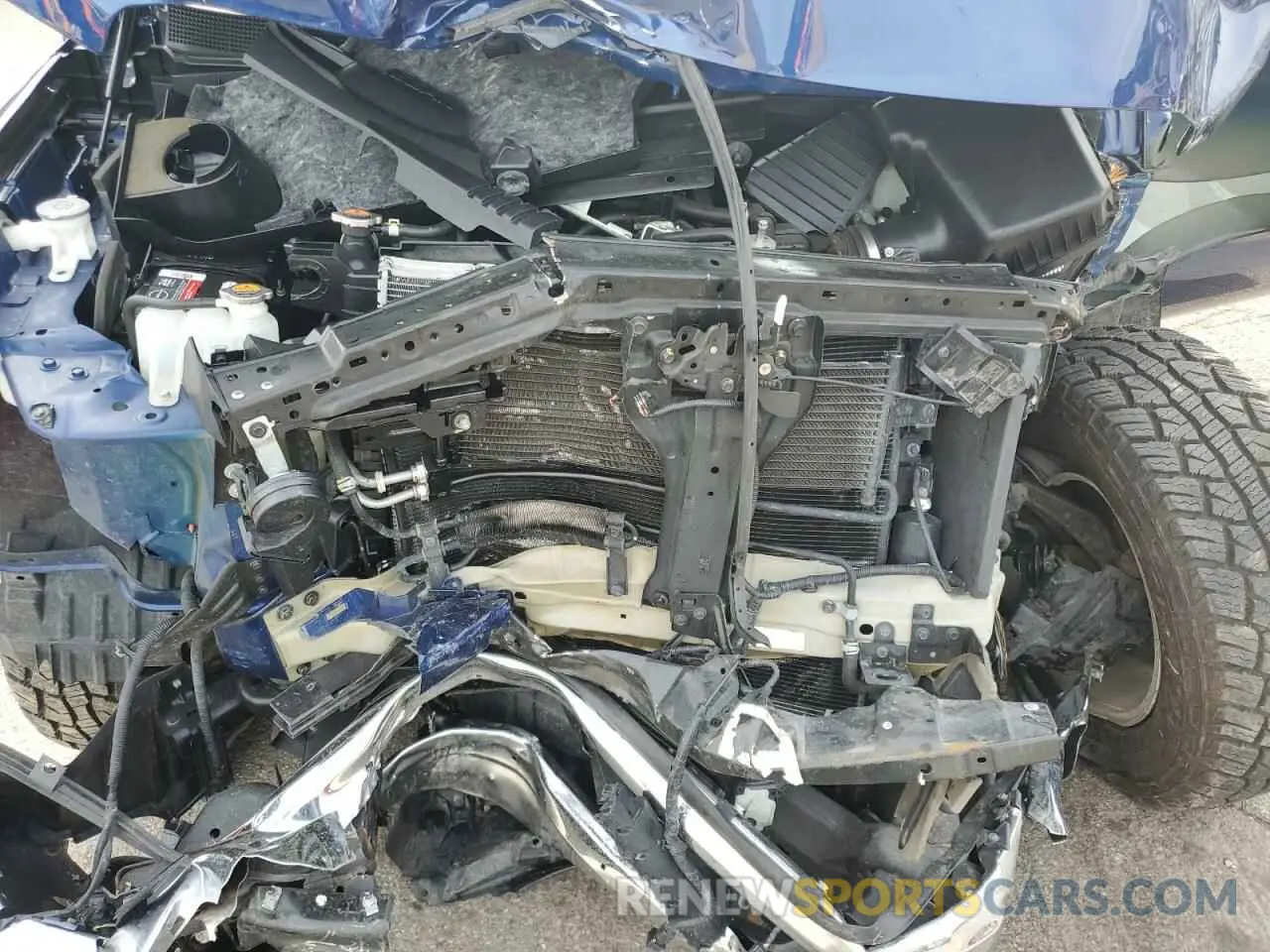 11 Photograph of a damaged car 1N6AA1ED5MN502284 NISSAN TITAN 2021