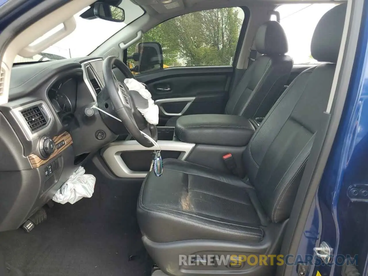 7 Photograph of a damaged car 1N6AA1ED5MN502284 NISSAN TITAN 2021