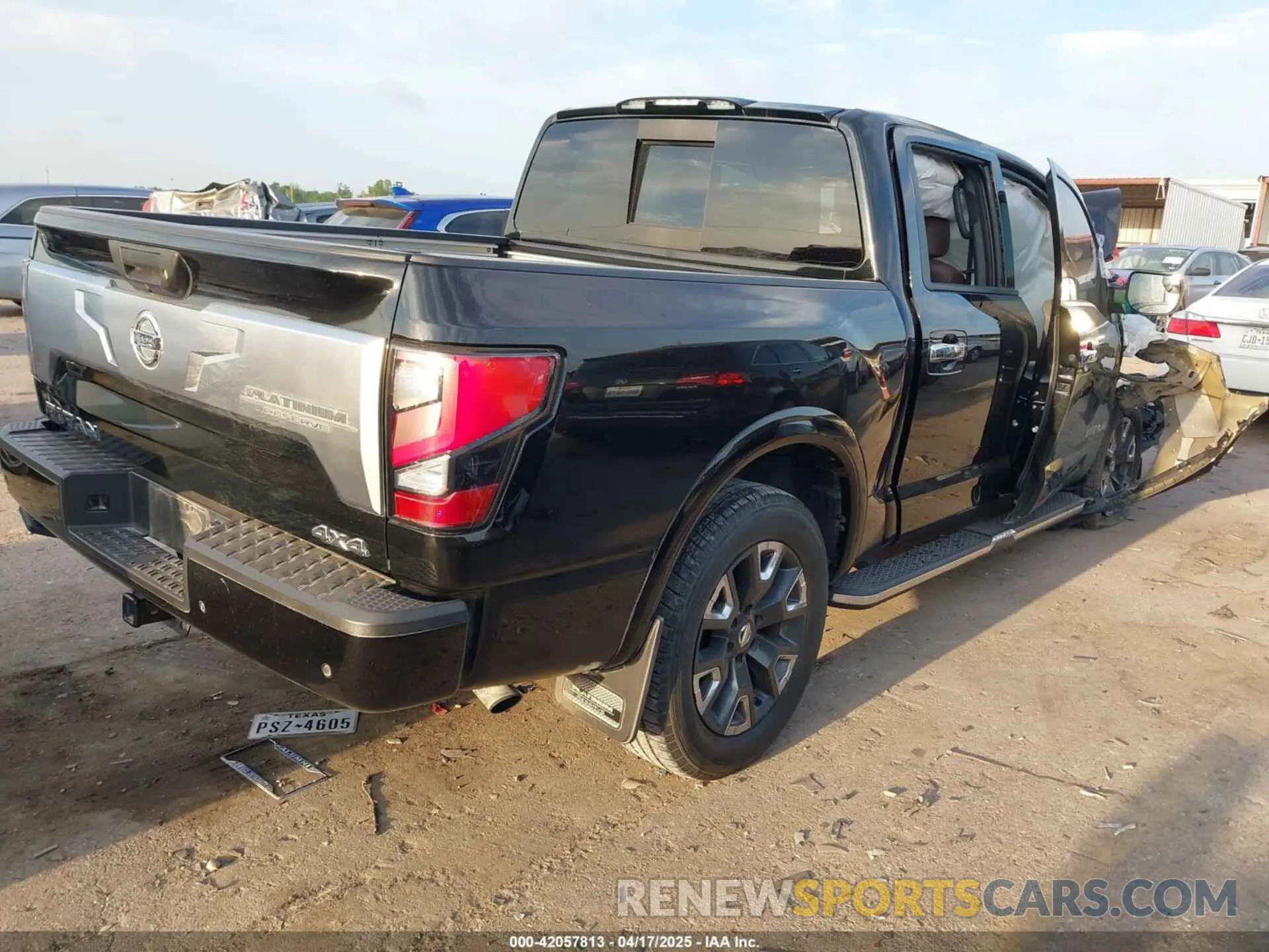 4 Photograph of a damaged car 1N6AA1ED5MN514631 NISSAN TITAN 2021