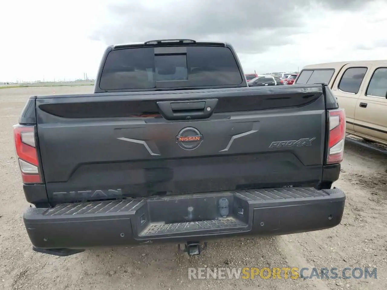 6 Photograph of a damaged car 1N6AA1ED5MN531798 NISSAN TITAN 2021