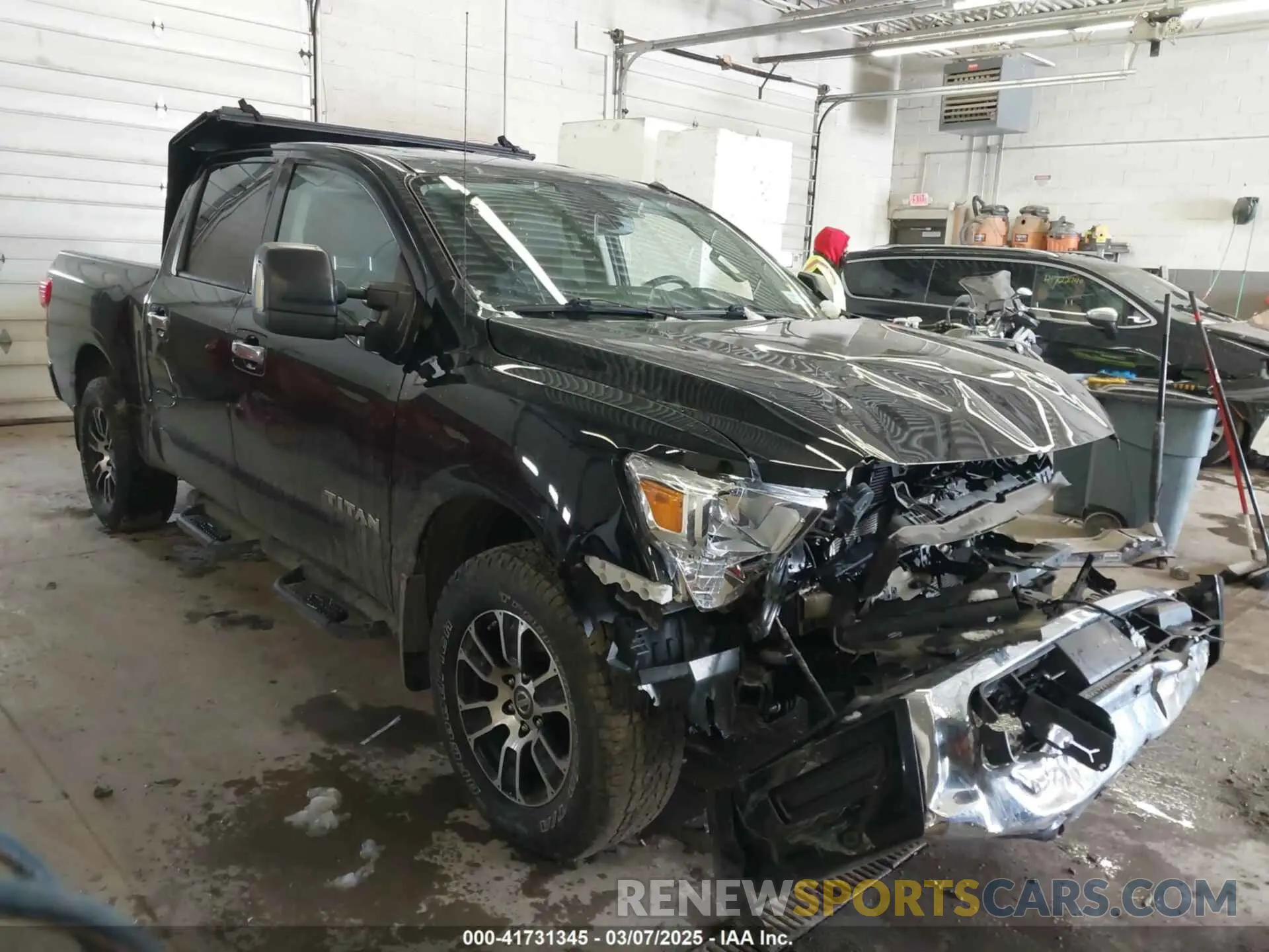 1 Photograph of a damaged car 1N6AA1ED6MN517649 NISSAN TITAN 2021