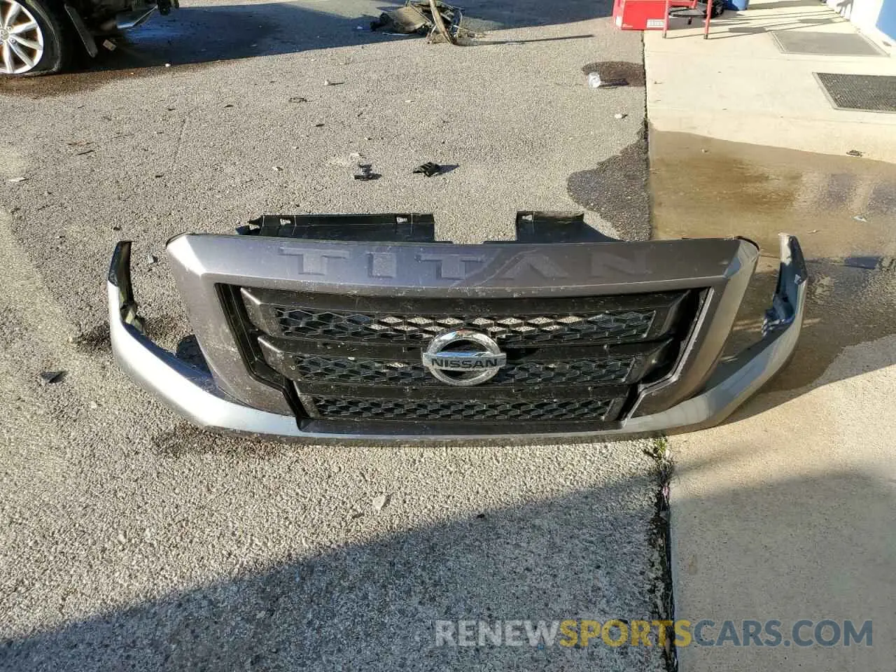 12 Photograph of a damaged car 1N6AA1ED6MN533916 NISSAN TITAN 2021