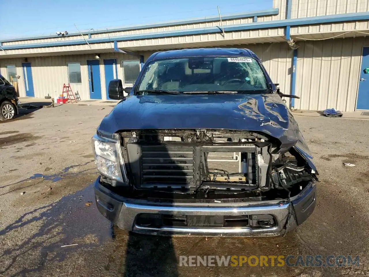 5 Photograph of a damaged car 1N6AA1ED6MN533916 NISSAN TITAN 2021