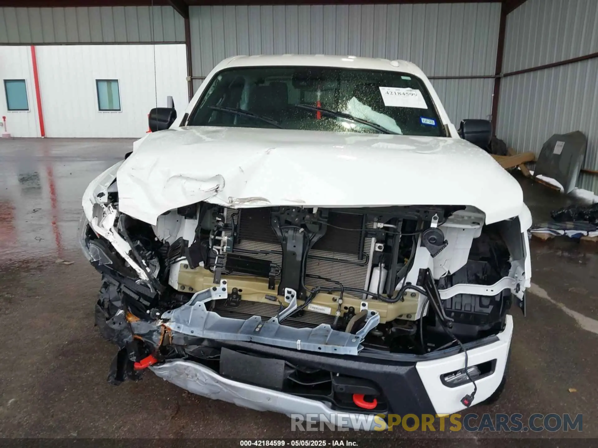 13 Photograph of a damaged car 1N6AA1ED7MN511004 NISSAN TITAN 2021