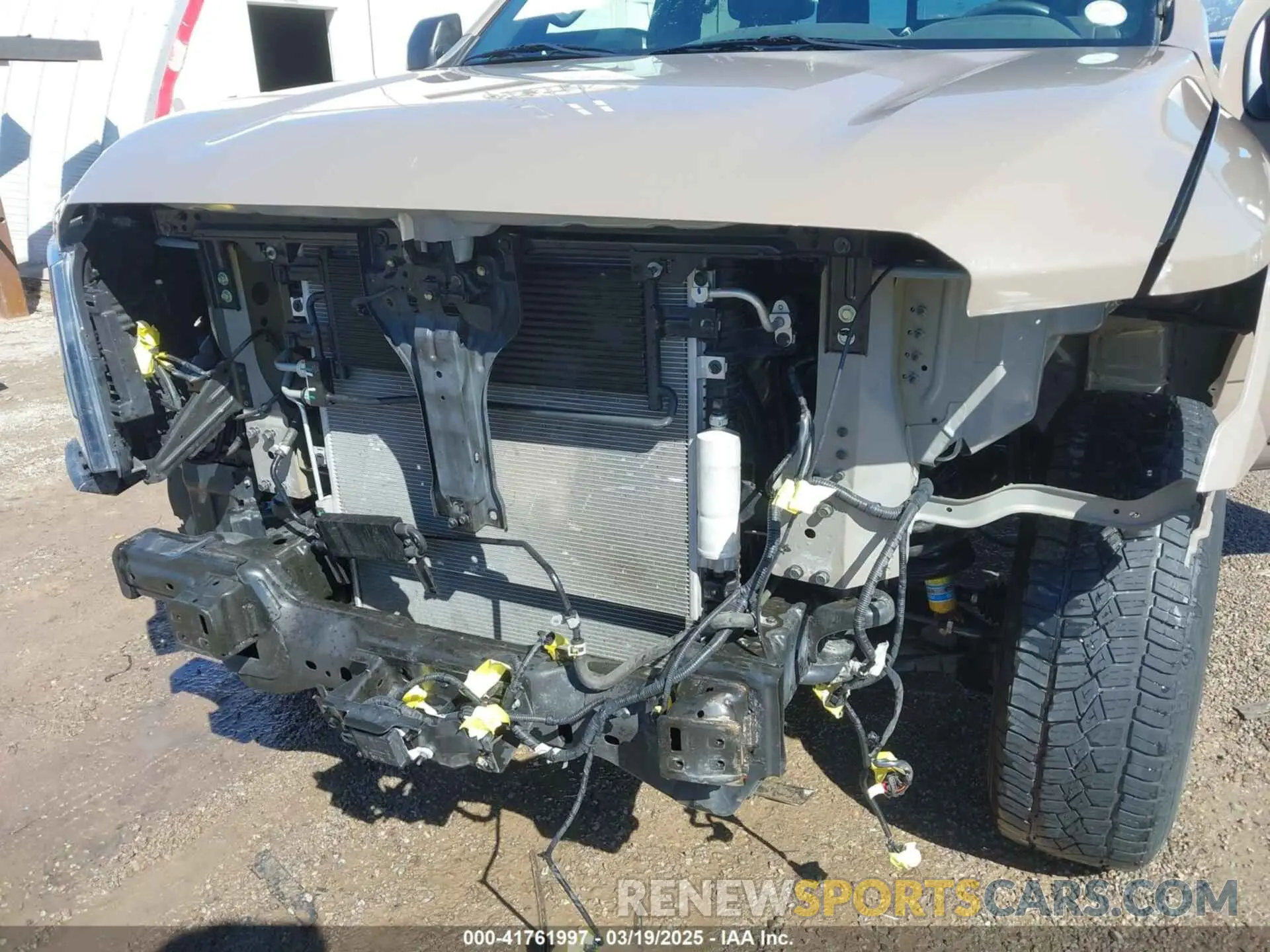 6 Photograph of a damaged car 1N6AA1ED9MN527737 NISSAN TITAN 2021
