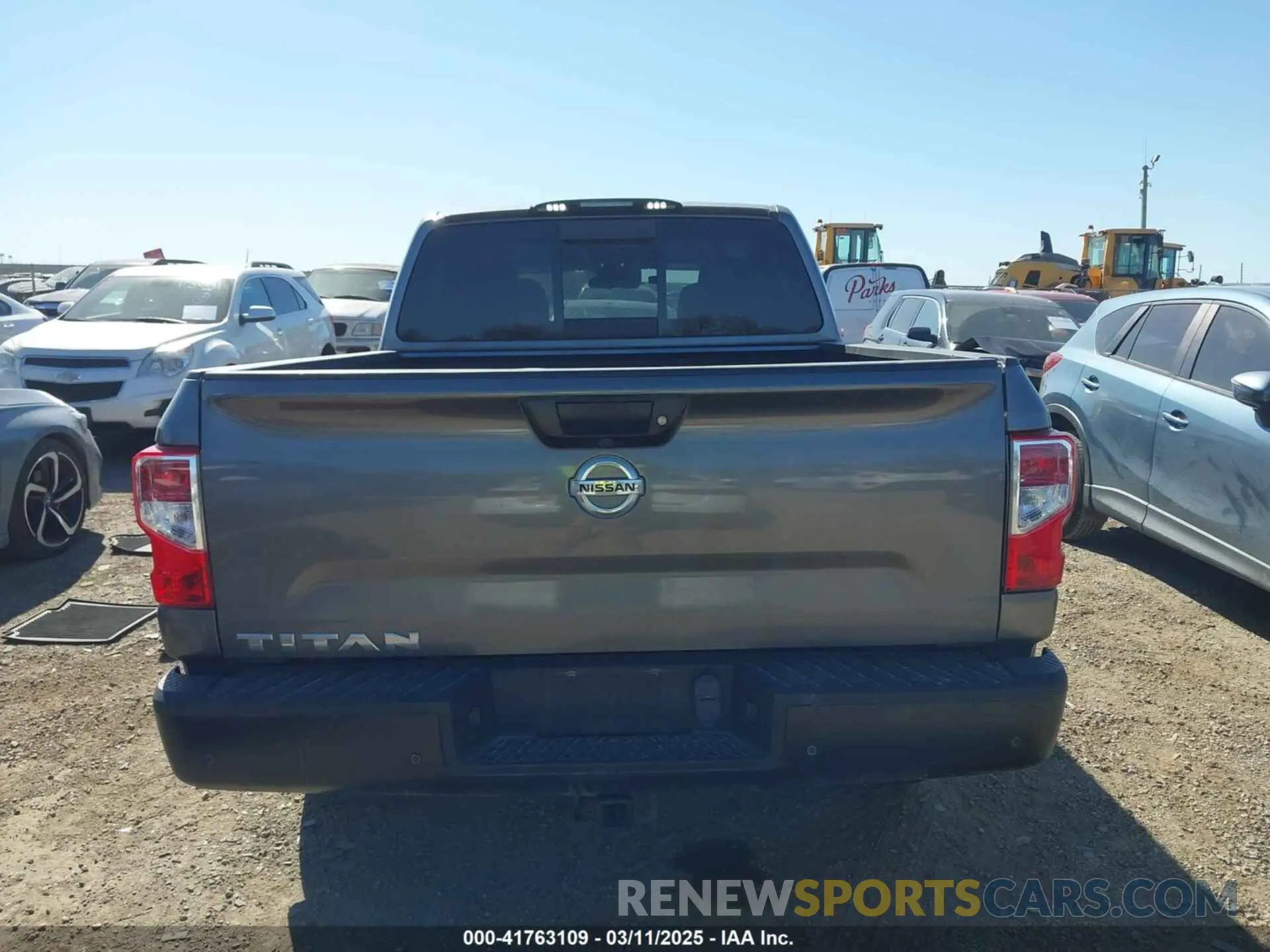 17 Photograph of a damaged car 1N6AA1EE2MN517608 NISSAN TITAN 2021
