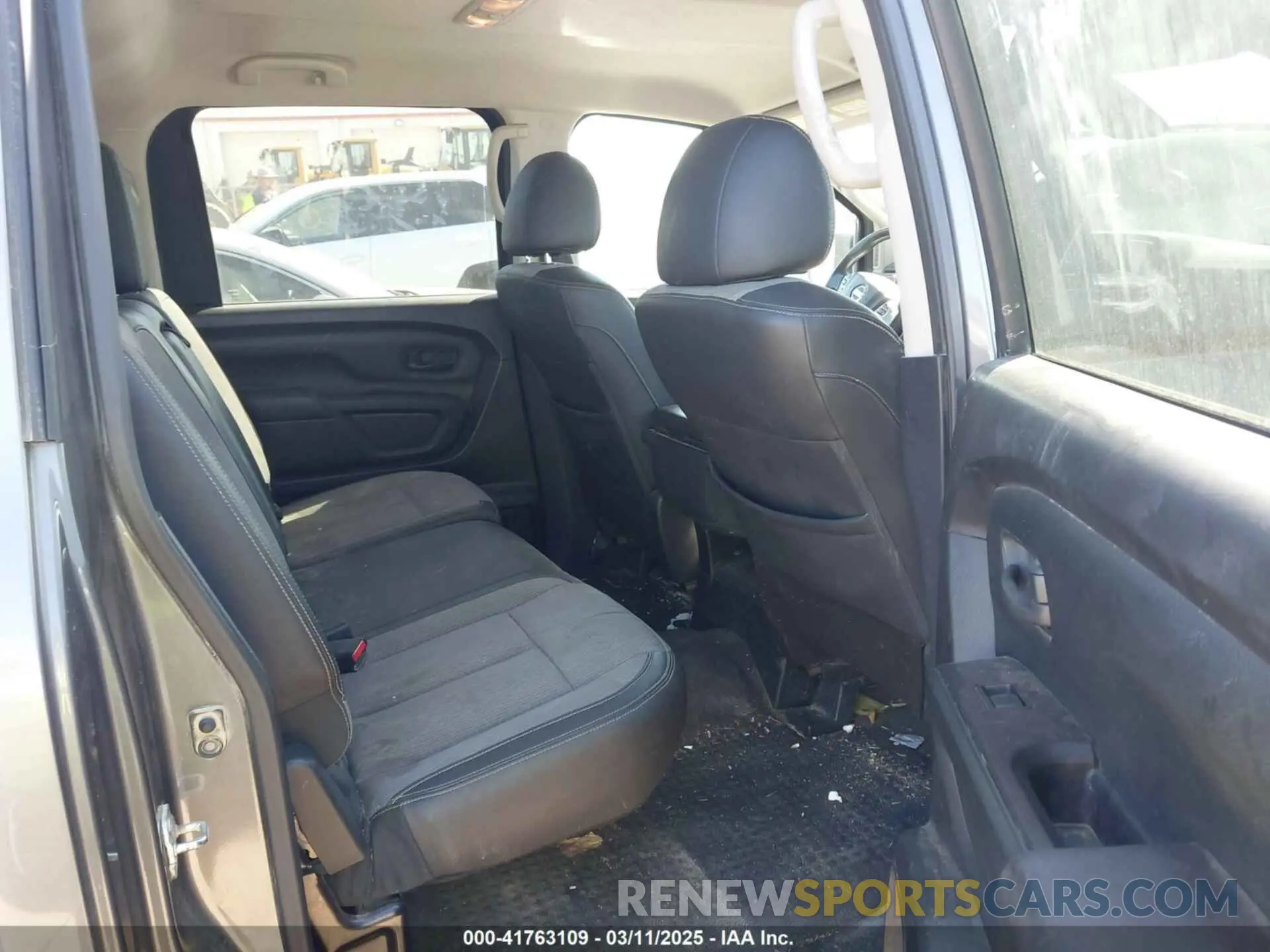 8 Photograph of a damaged car 1N6AA1EE2MN517608 NISSAN TITAN 2021