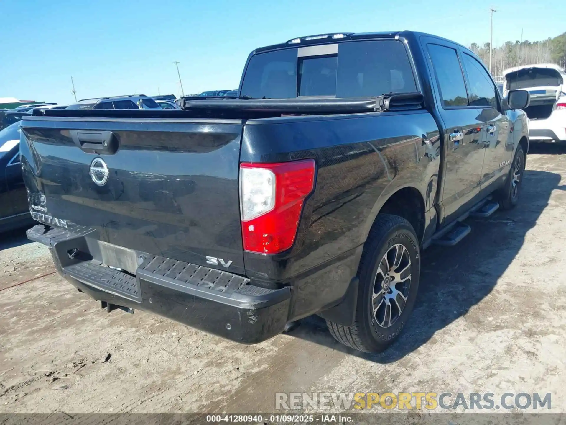 4 Photograph of a damaged car 1N6AA1EE4MN528044 NISSAN TITAN 2021