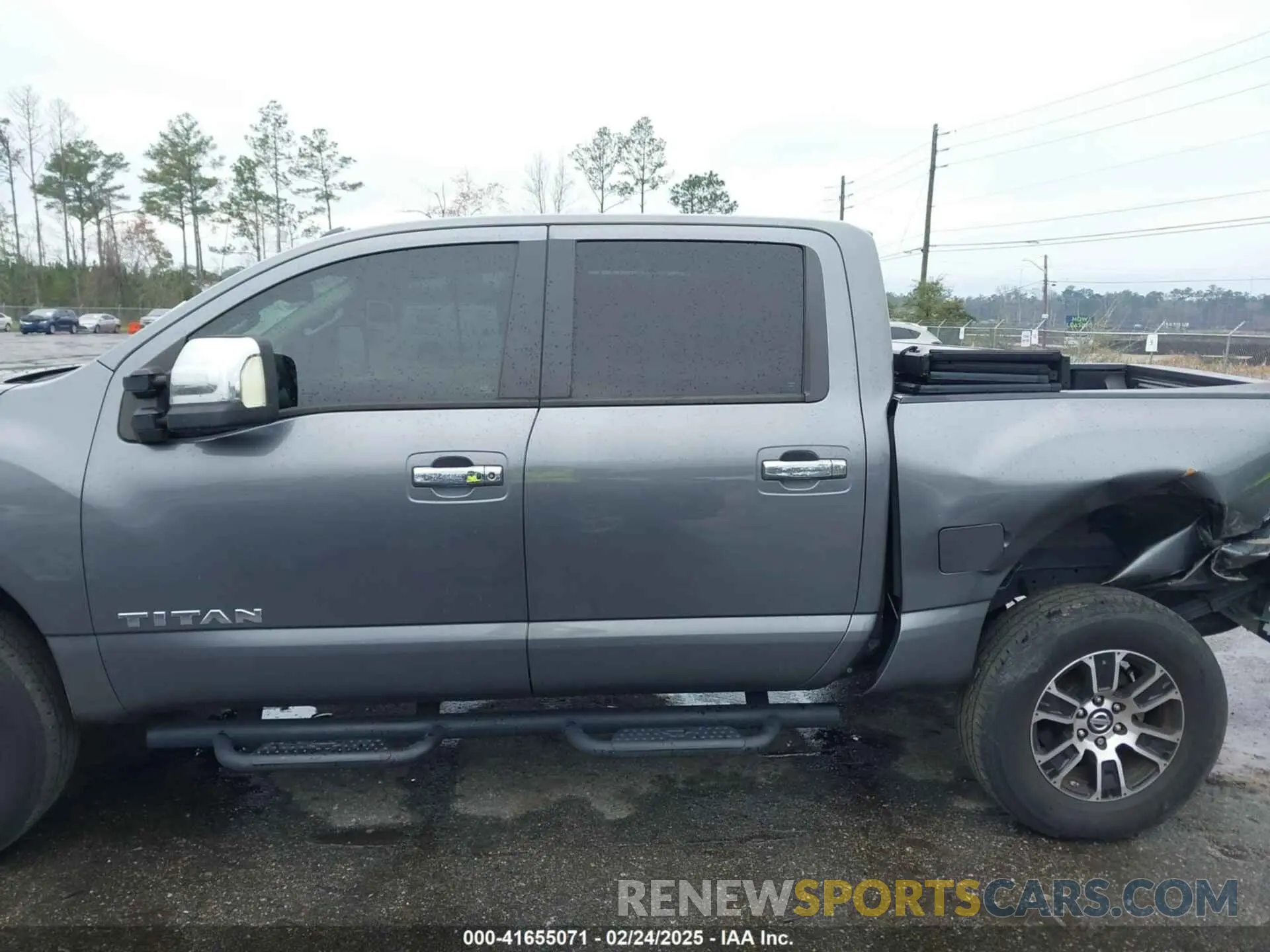 14 Photograph of a damaged car 1N6AA1EF2MN535695 NISSAN TITAN 2021