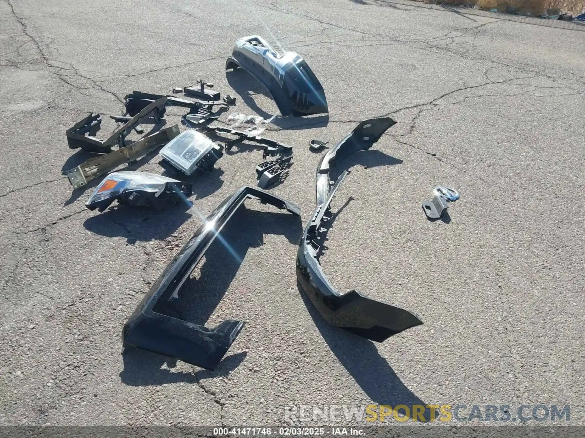 12 Photograph of a damaged car 1N6AA1ED3NN101463 NISSAN TITAN 2022