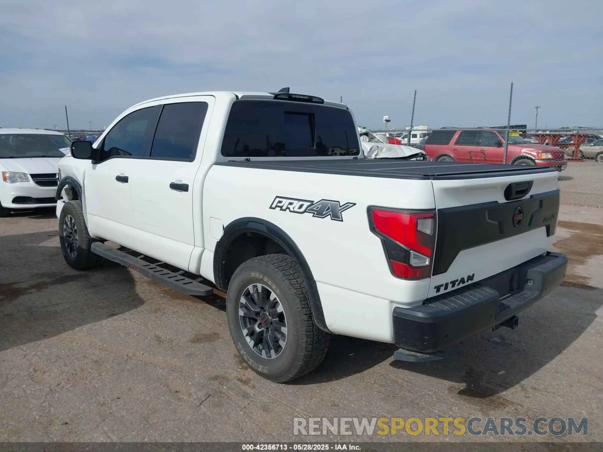 3 Photograph of a damaged car 1N6AA1ED7NN102938 NISSAN TITAN 2022