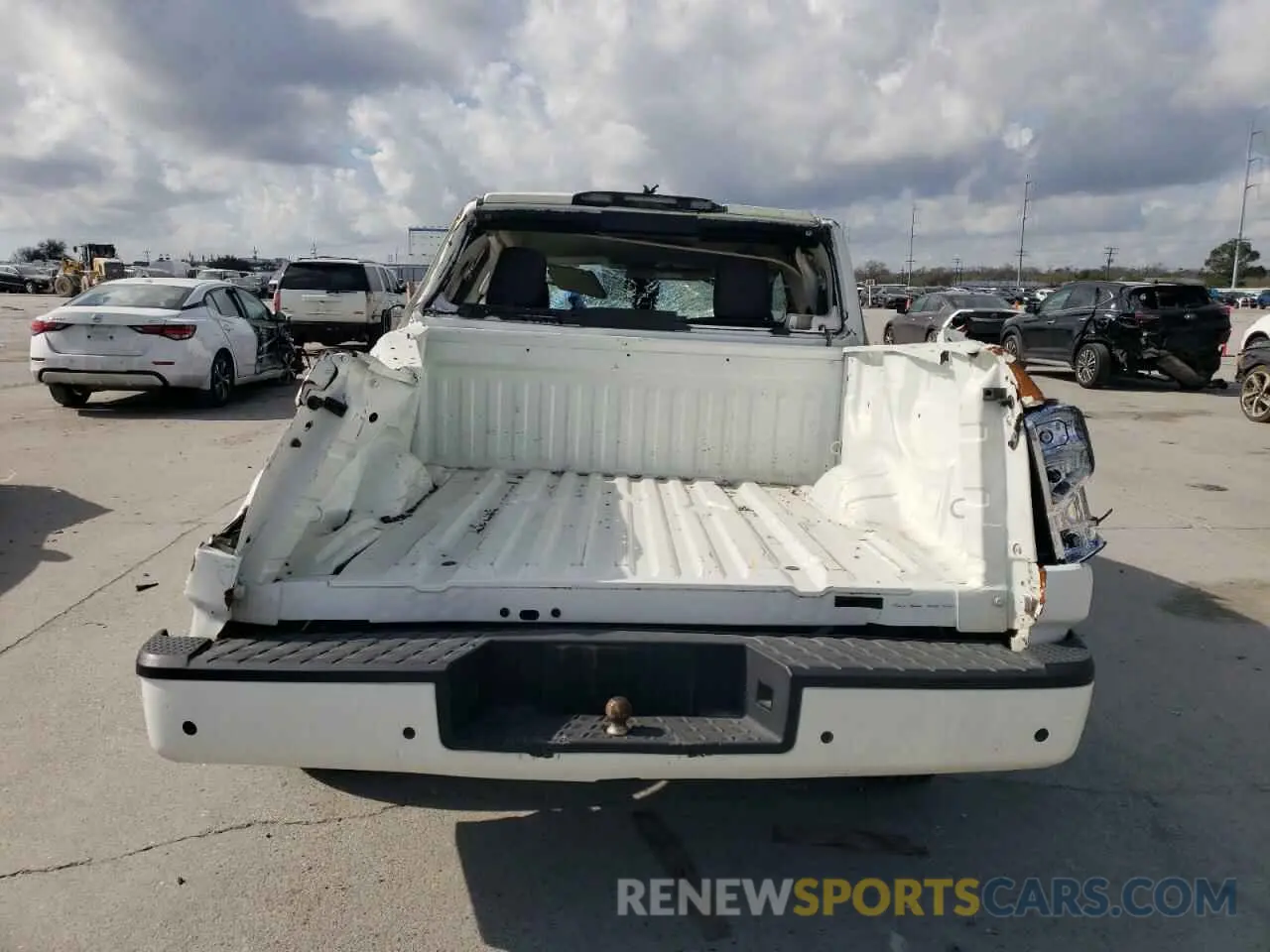 6 Photograph of a damaged car 1N6AA1EE8NN103945 NISSAN TITAN 2022