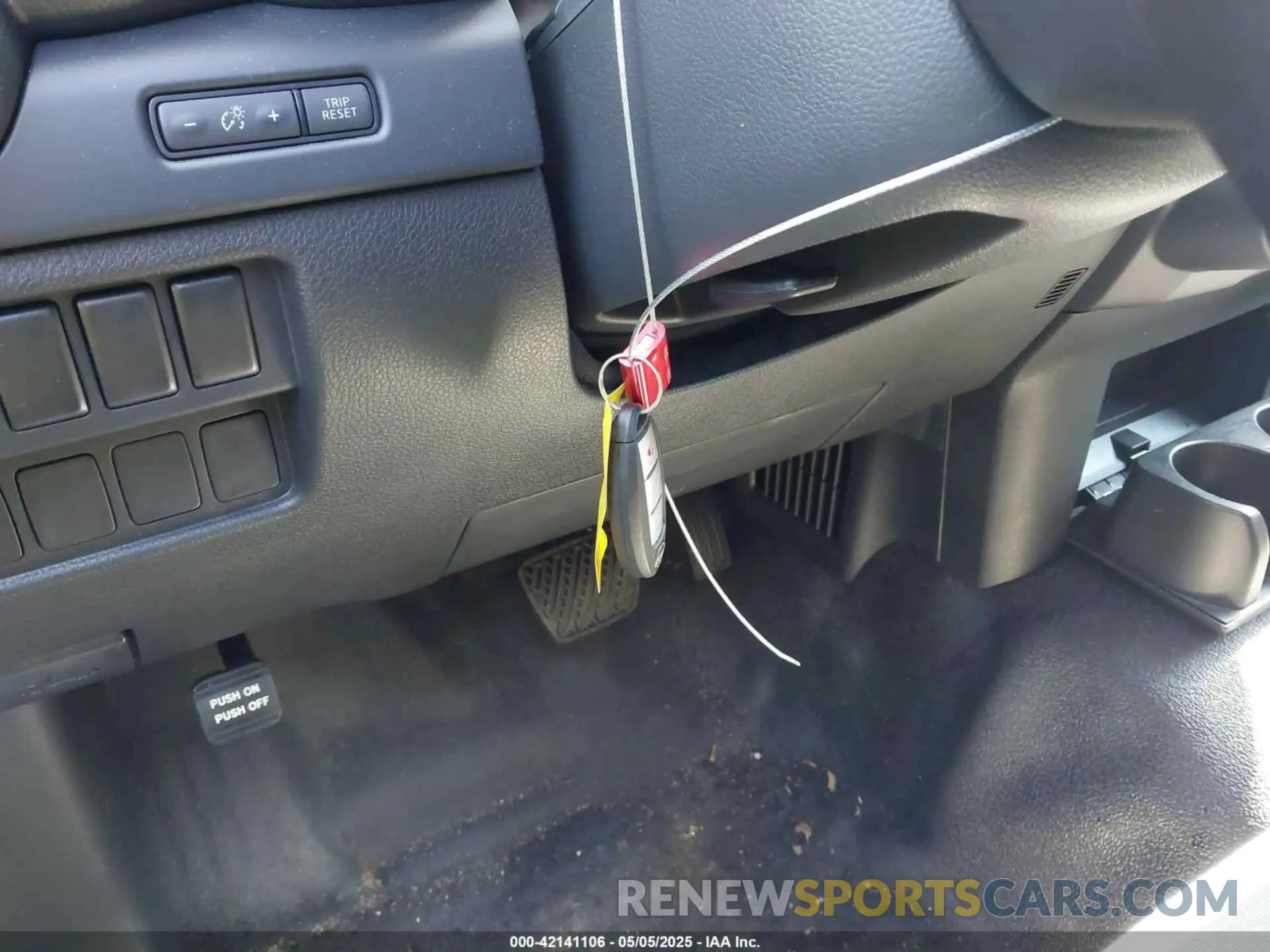 11 Photograph of a damaged car 1N6AA1EC1PN114674 NISSAN TITAN 2023