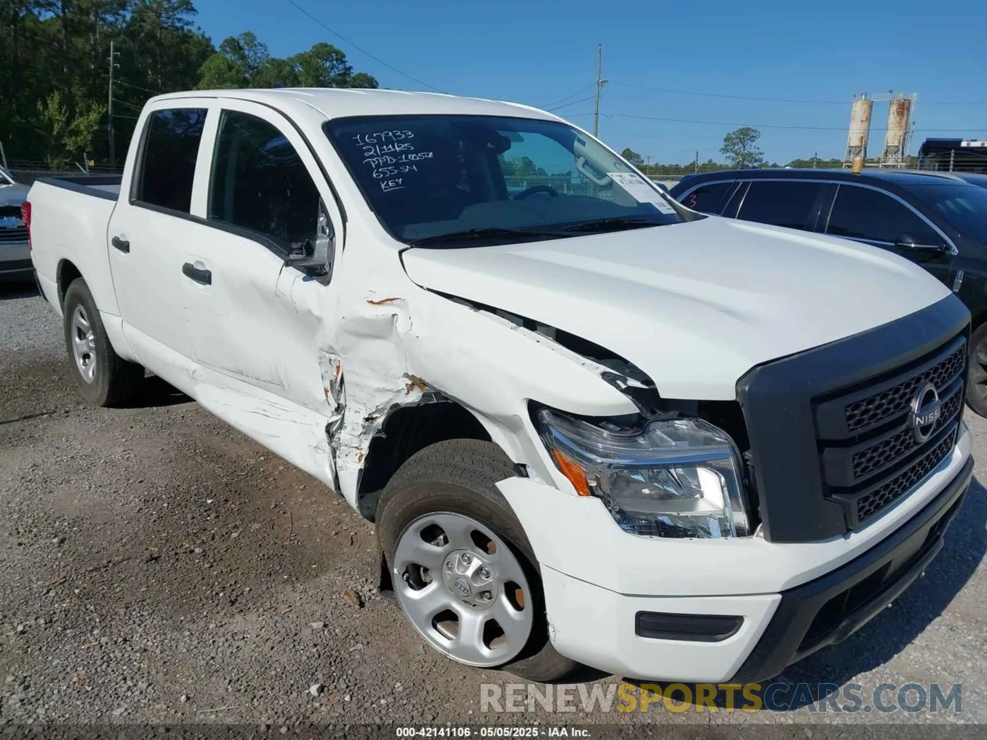 6 Photograph of a damaged car 1N6AA1EC1PN114674 NISSAN TITAN 2023