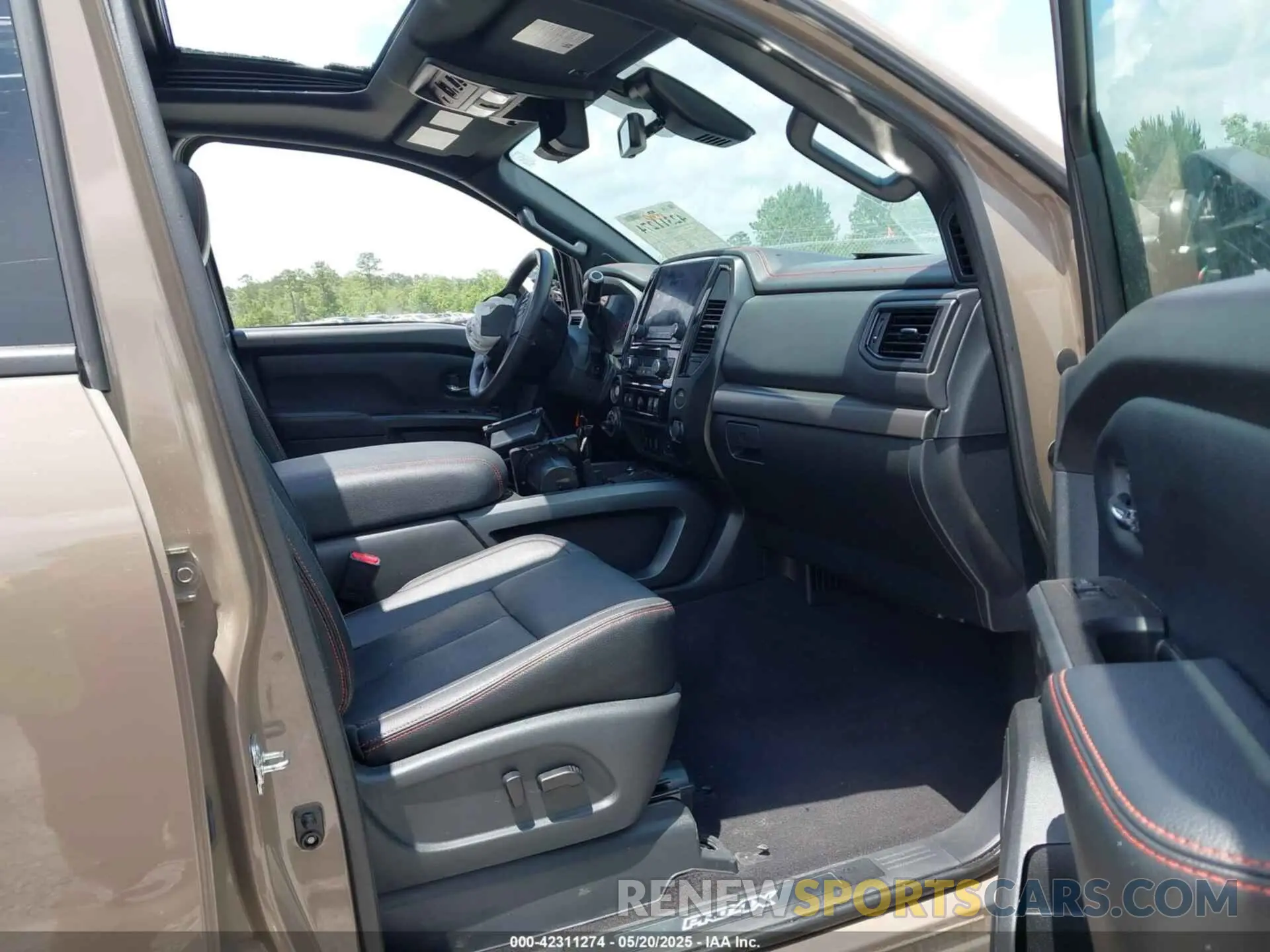 5 Photograph of a damaged car 1N6AA1ED0PN112536 NISSAN TITAN 2023