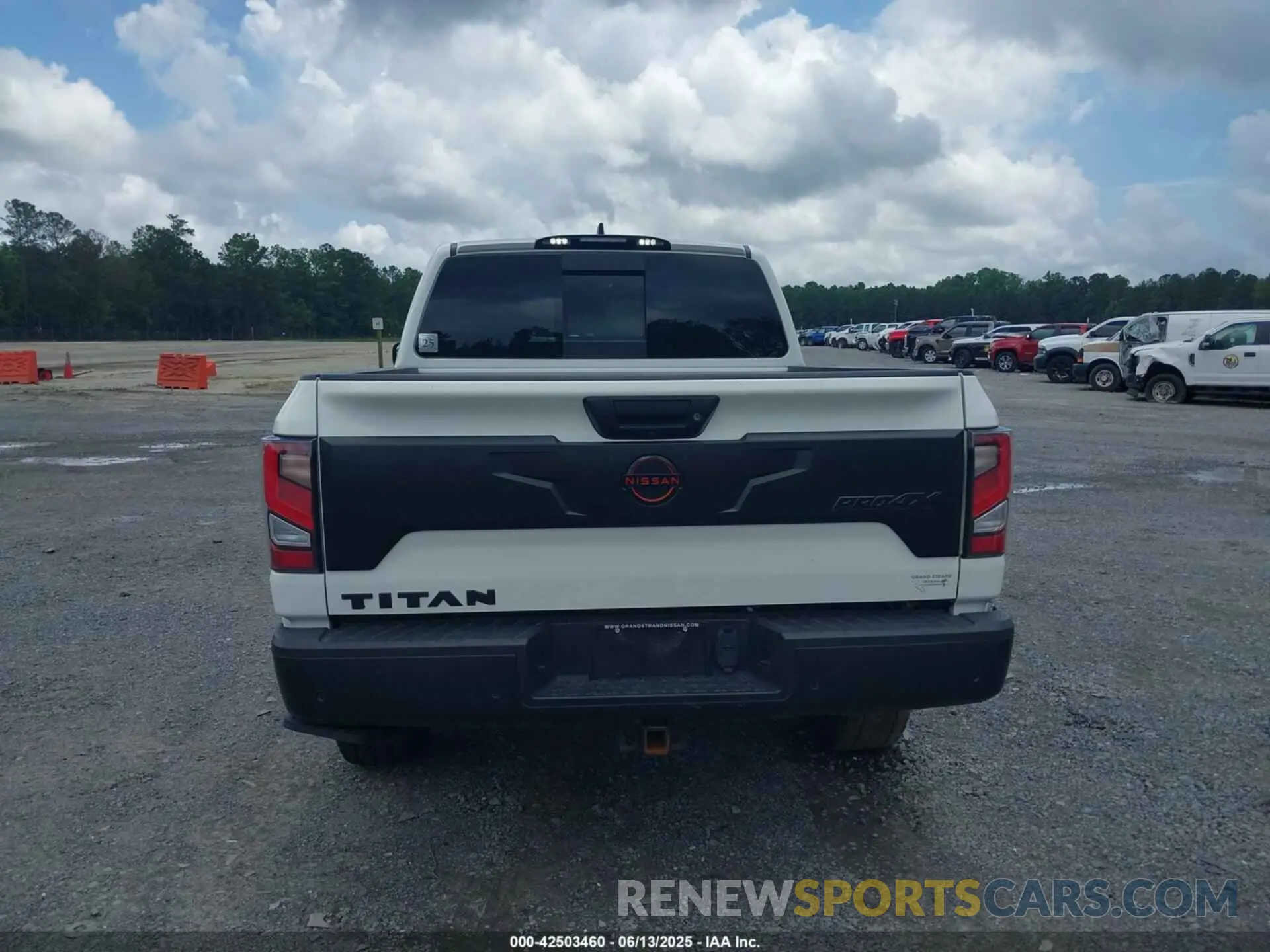 15 Photograph of a damaged car 1N6AA1ED8PN104913 NISSAN TITAN 2023