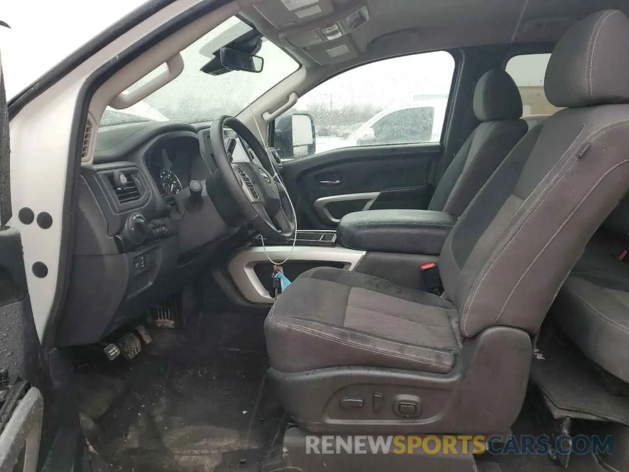 7 Photograph of a damaged car 1N6AA1CD1RN106170 NISSAN TITAN 2024