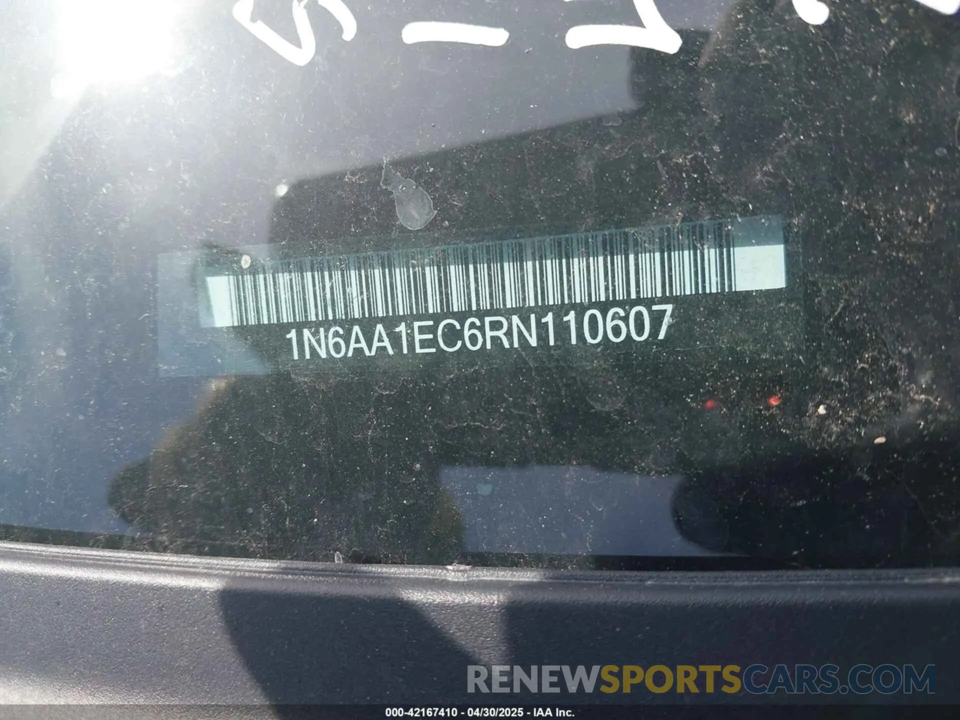 9 Photograph of a damaged car 1N6AA1EC6RN110607 NISSAN TITAN 2024