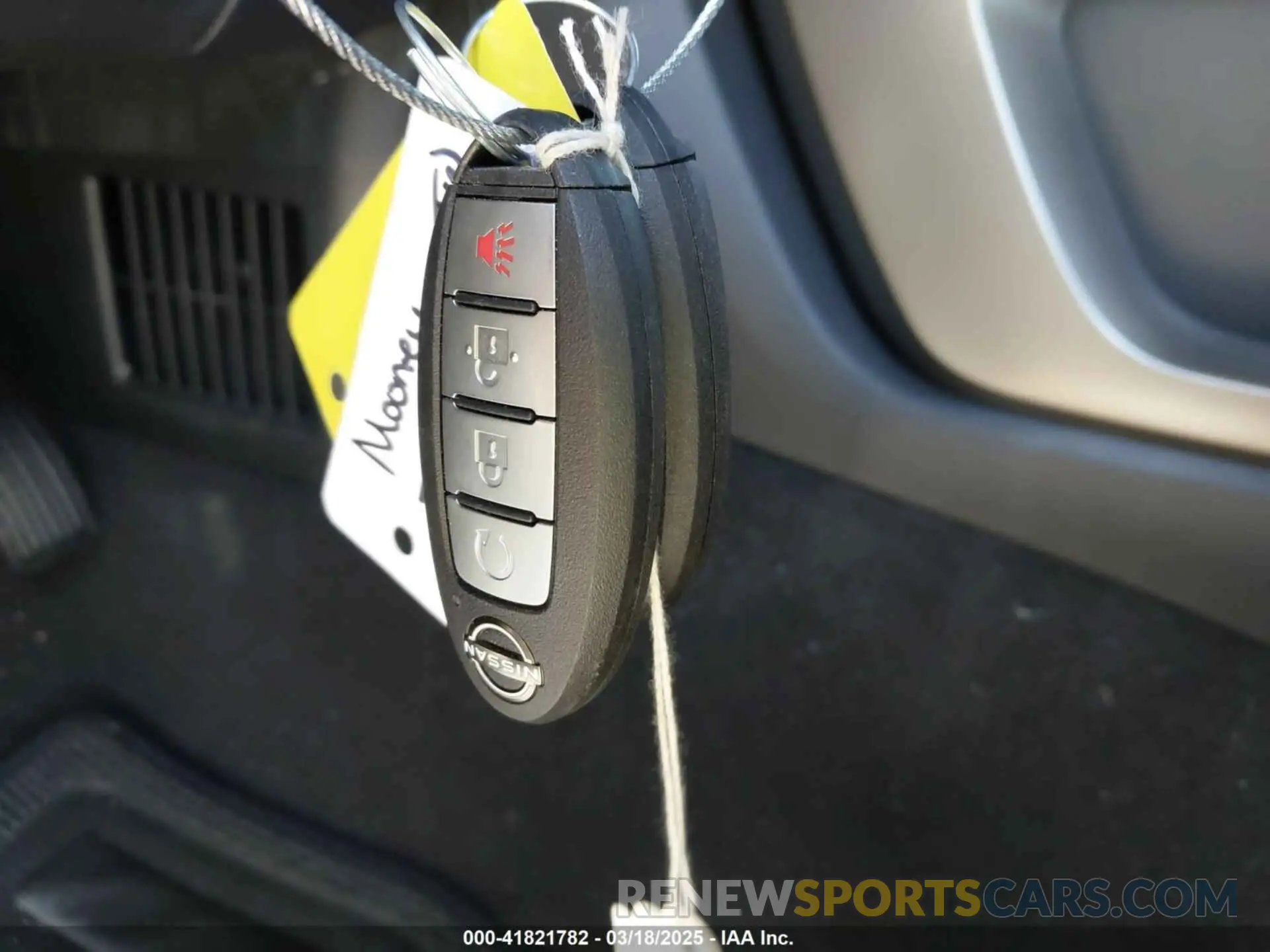 11 Photograph of a damaged car 1N6AA1EDXRN113731 NISSAN TITAN 2024
