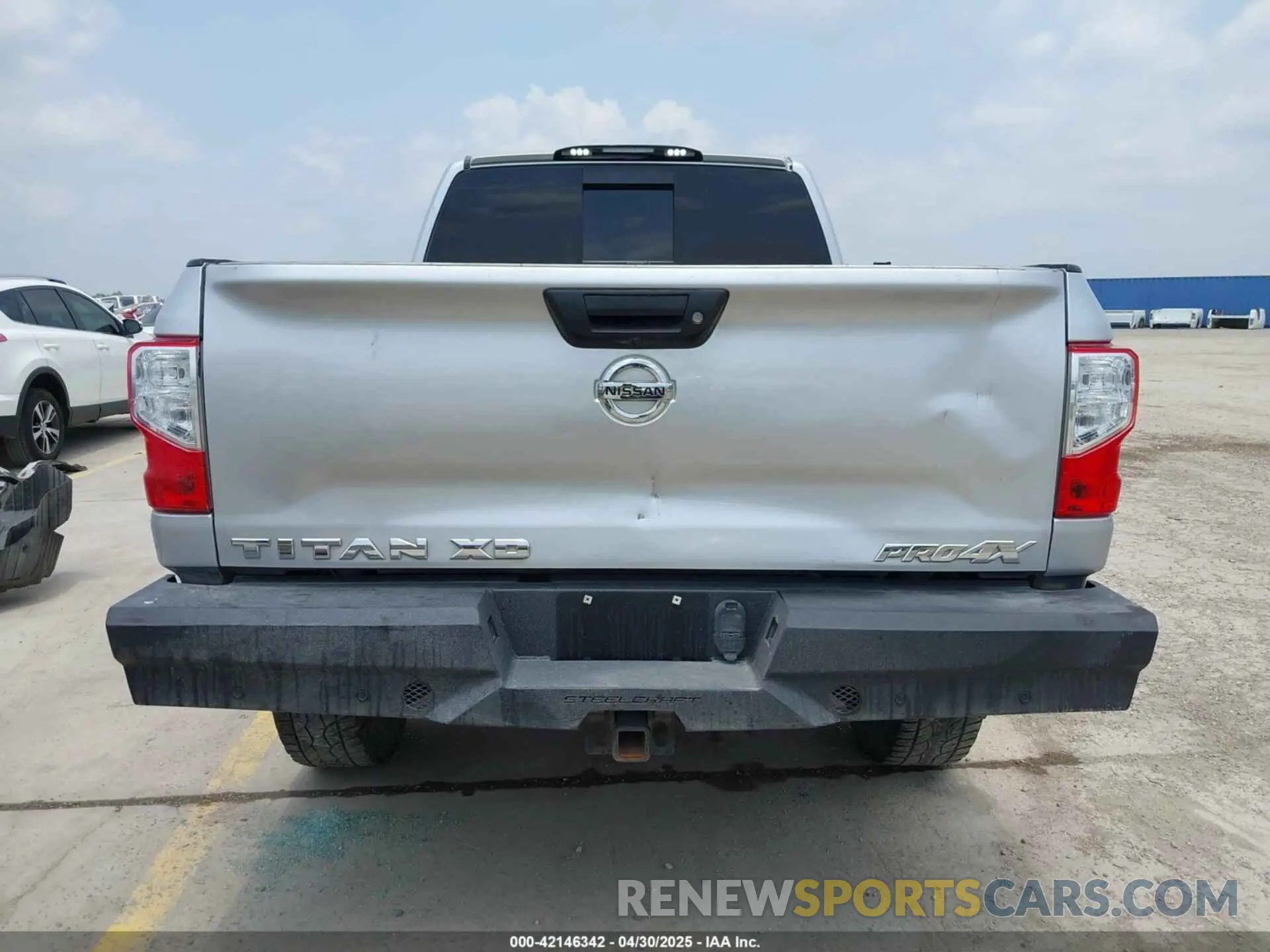 17 Photograph of a damaged car 1N6BA1F43KN524400 NISSAN TITAN XD 2019