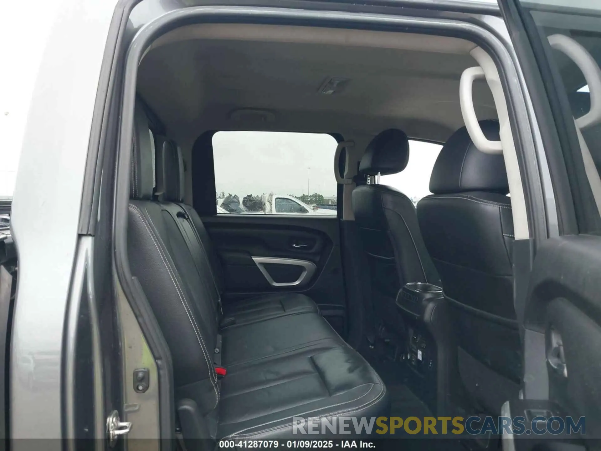 8 Photograph of a damaged car 1N6BA1F44KN509548 NISSAN TITAN XD 2019