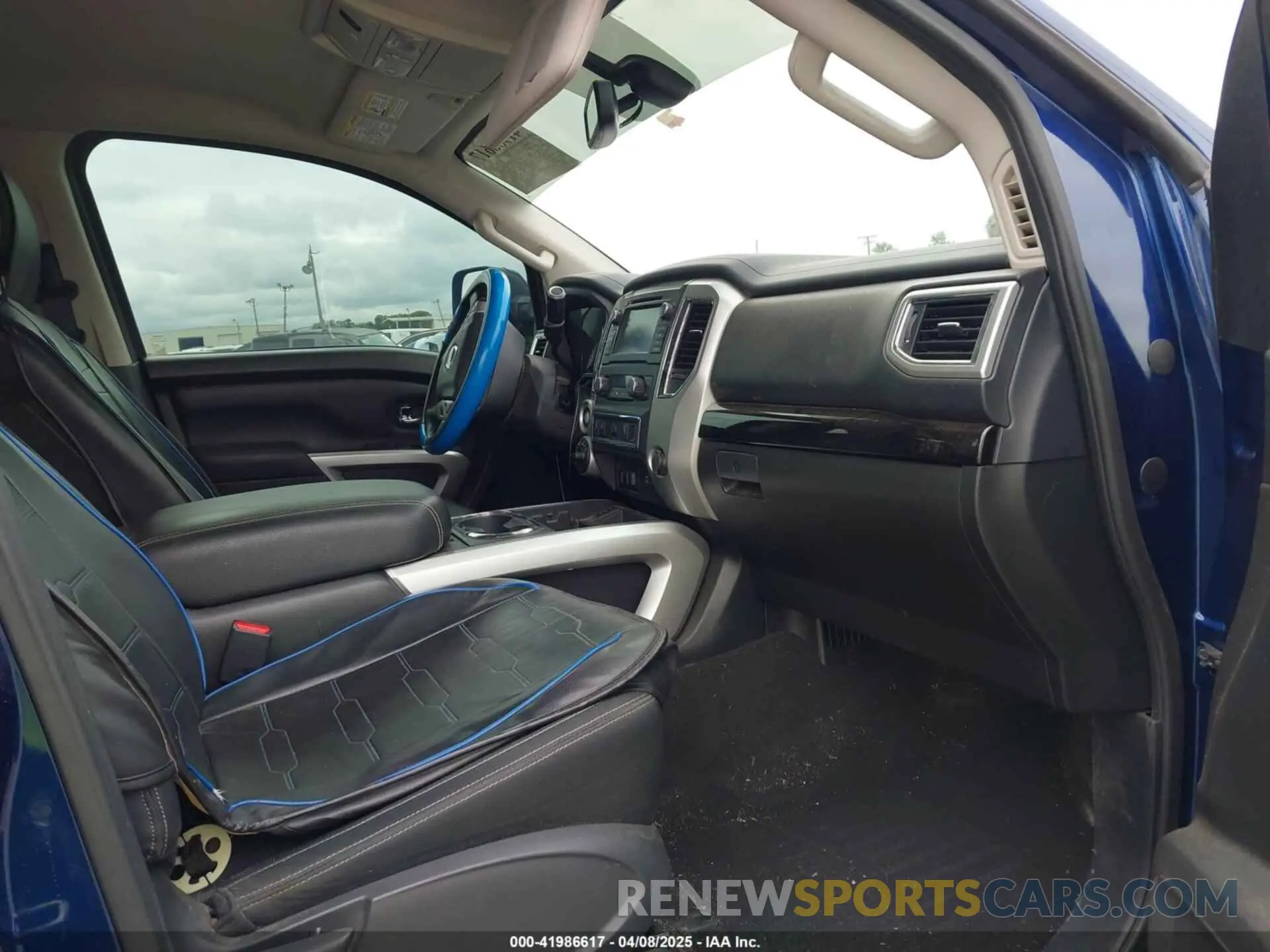 5 Photograph of a damaged car 1N6BA1F46KN514637 NISSAN TITAN XD 2019