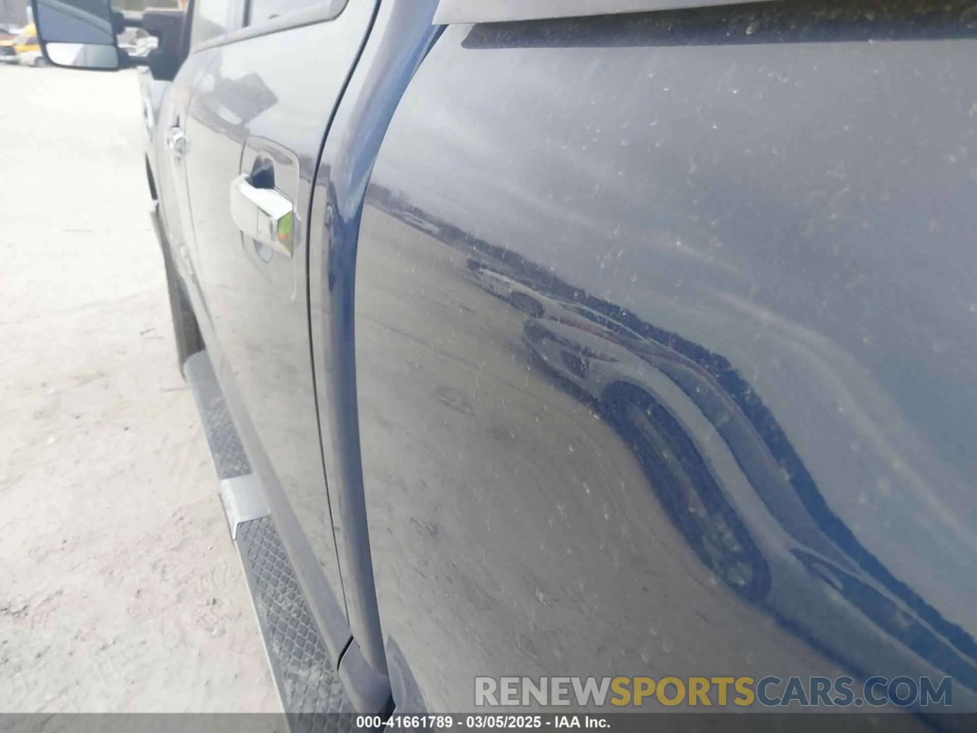 19 Photograph of a damaged car 1N6BA1F49KN506712 NISSAN TITAN XD 2019