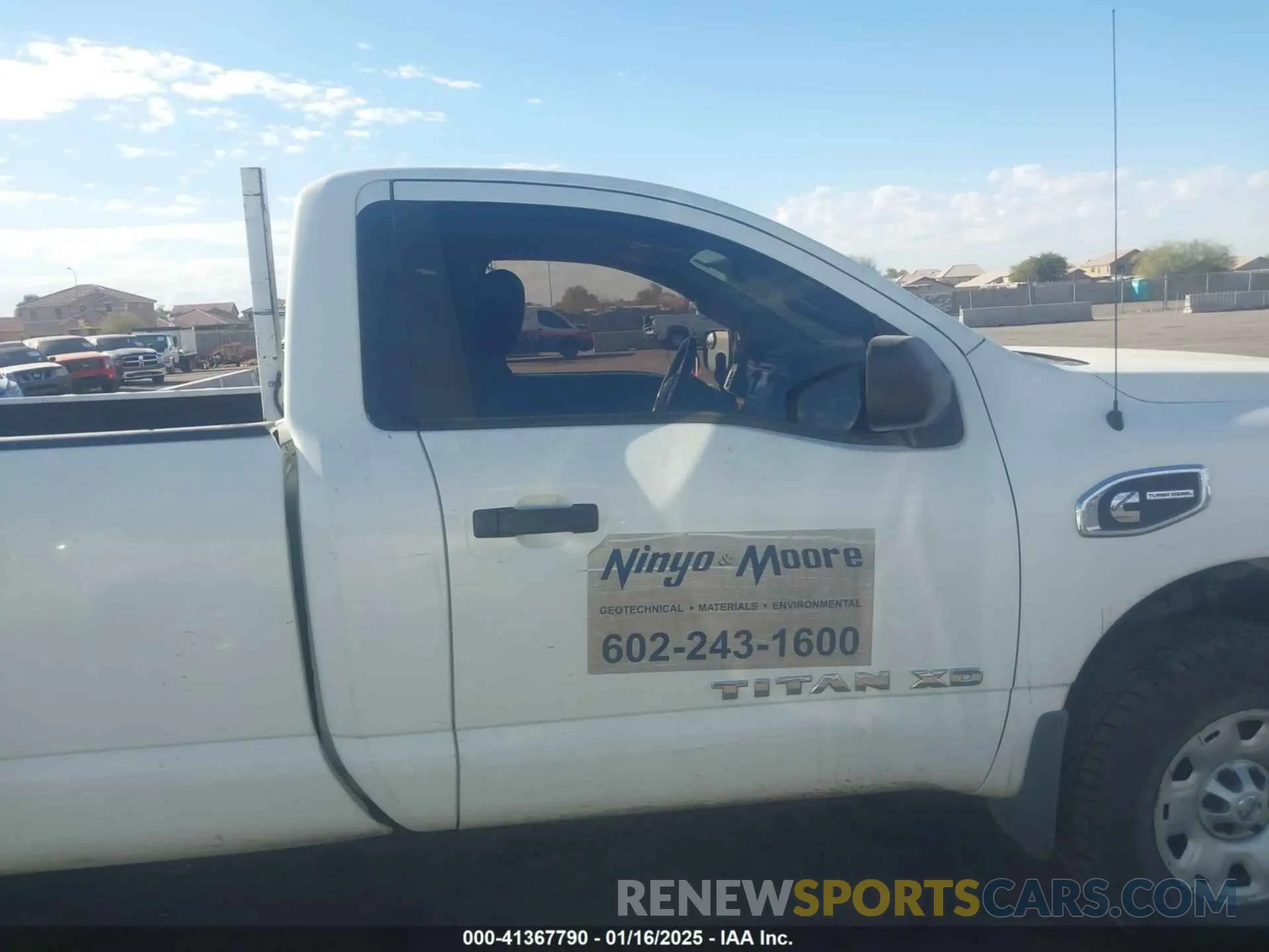 13 Photograph of a damaged car 1N6BA1RP0KN523792 NISSAN TITAN XD 2019
