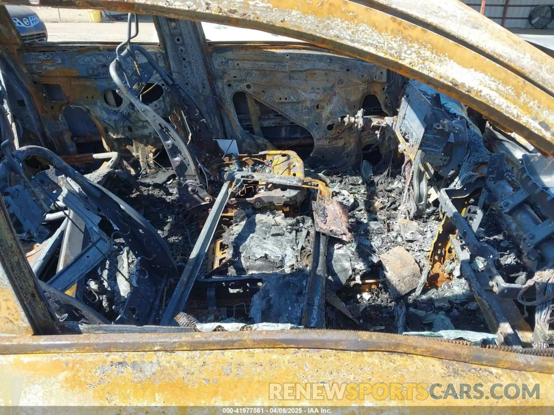 5 Photograph of a damaged car 1N6AA1FB4LN507908 NISSAN TITAN XD 2020