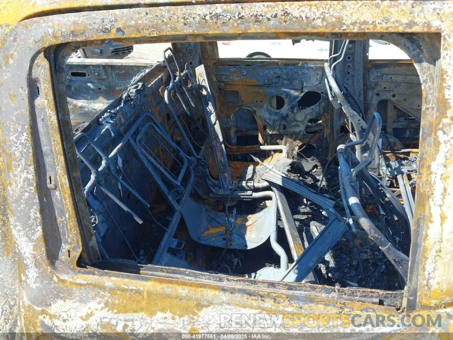 8 Photograph of a damaged car 1N6AA1FB4LN507908 NISSAN TITAN XD 2020