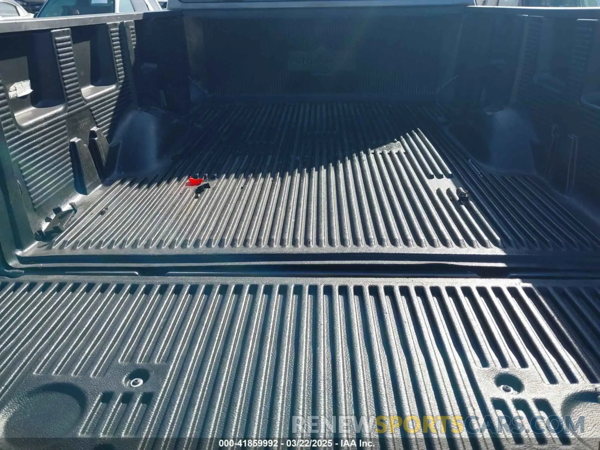 17 Photograph of a damaged car 1N6AA1FA6MN529806 NISSAN TITAN XD 2021