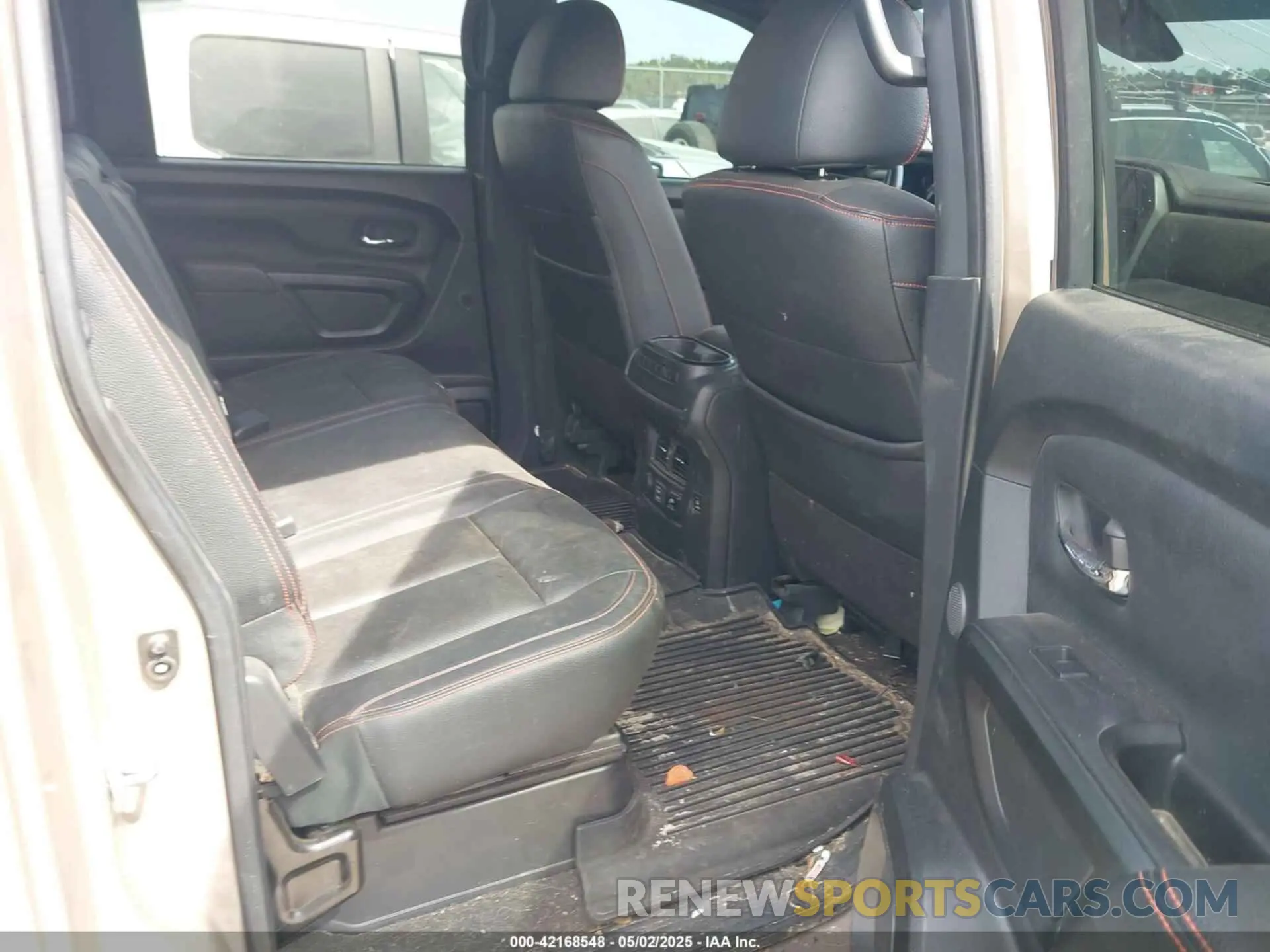 8 Photograph of a damaged car 1N6AA1FBXNN100016 NISSAN TITAN XD 2022