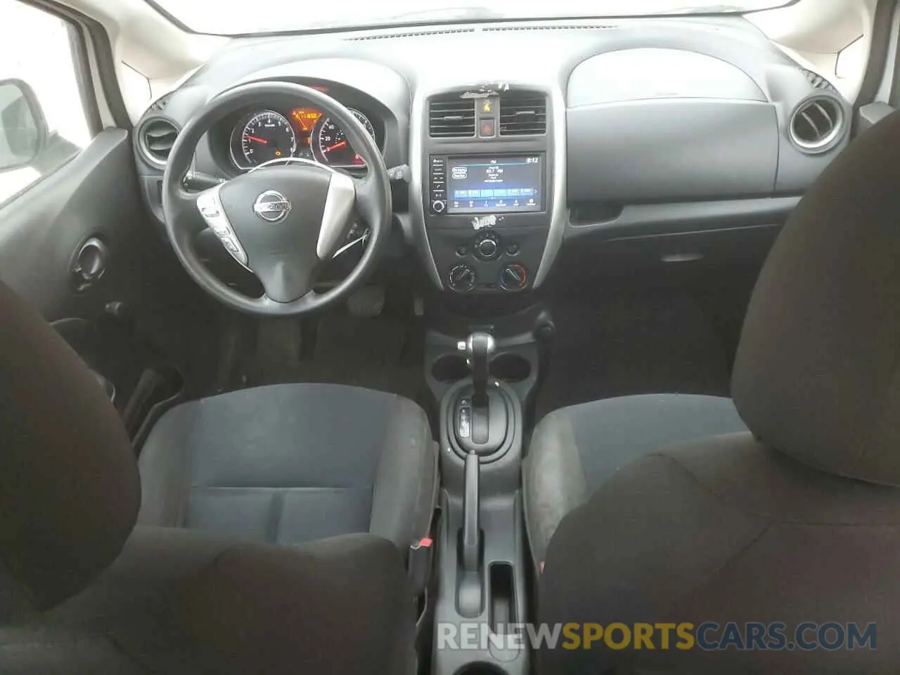 8 Photograph of a damaged car 3N1CE2CP0KL366116 NISSAN VERSA 2019
